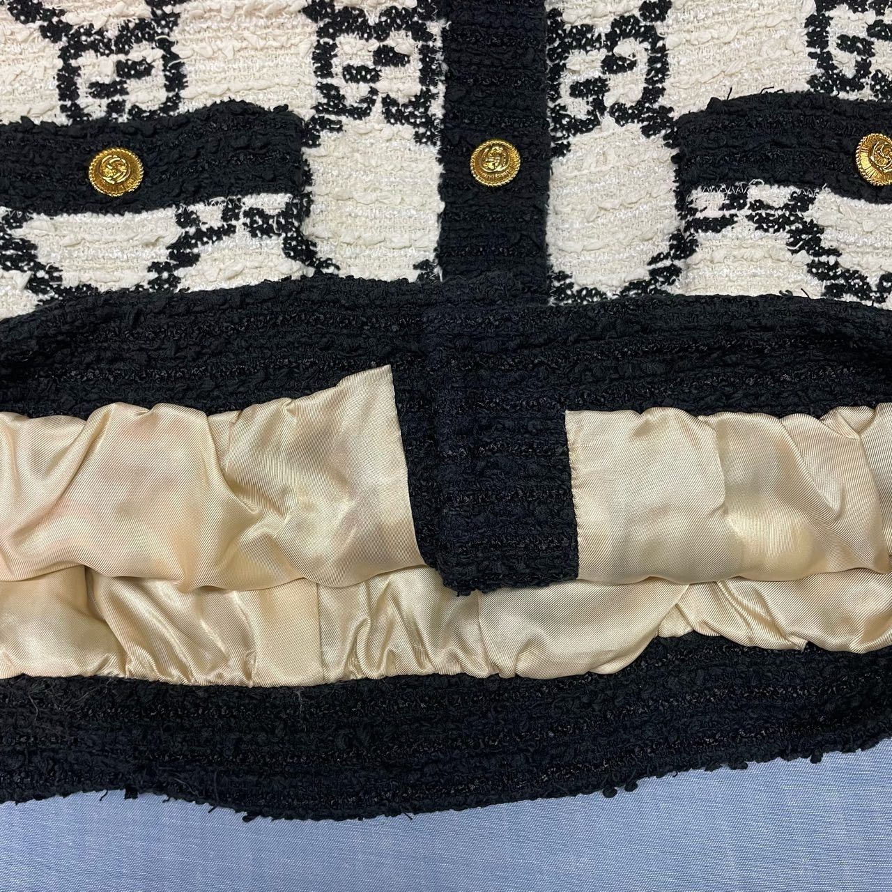 Gucci Gucci White fragrance full-print gold button jacket 2501-Ne Size US XXS / EU 40 - 3 Thumbnail