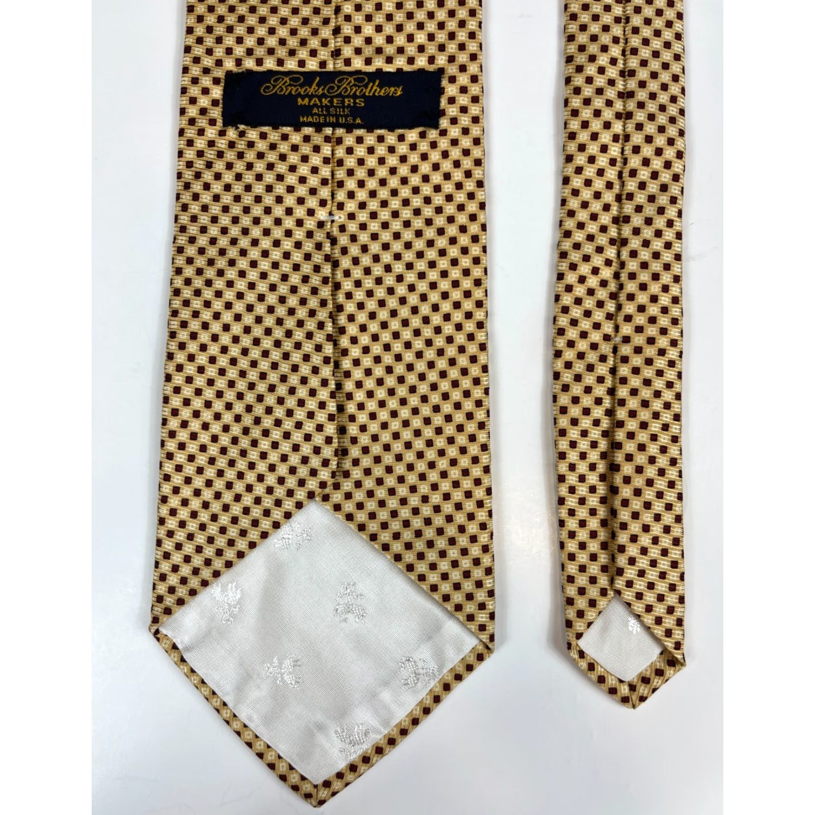 Brooks Brothers Brooks Brothers Makers Silk Tie Check Men’s Silk Tie Yellow 56" Wide Pre-owned in great condition 3.75" USA Mens Silk Tie Size ONE SIZE - 6 Thumbnail
