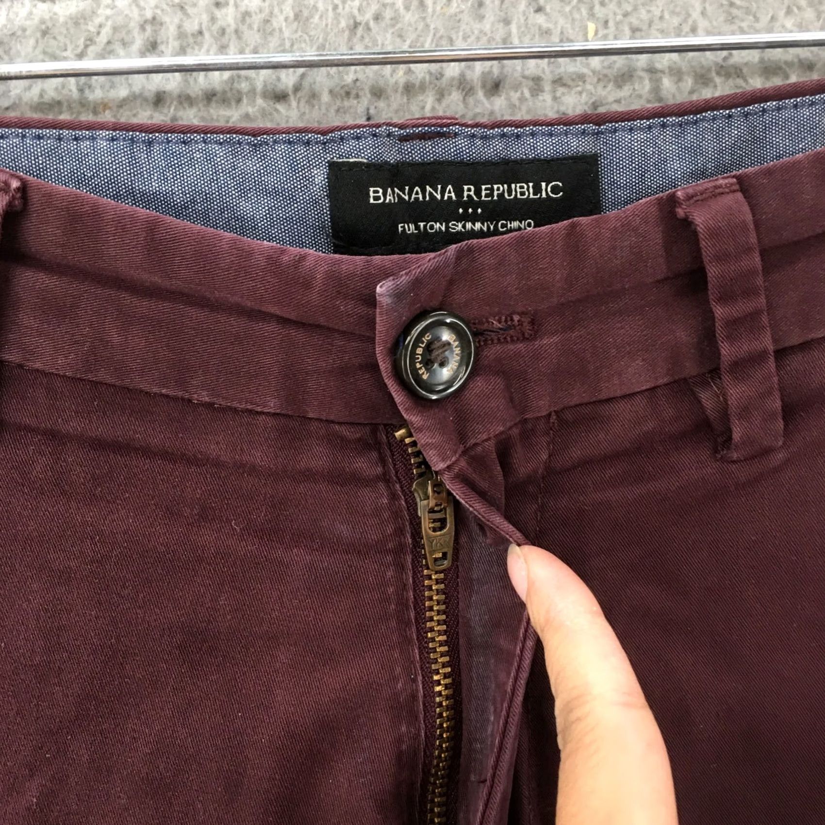 Banana Republic Banana Republic Pants Mens 30 Purple Fulton Skinny Chino 30x32 actual 32x30 Zip Size US 30 / EU 46 - 4 Thumbnail