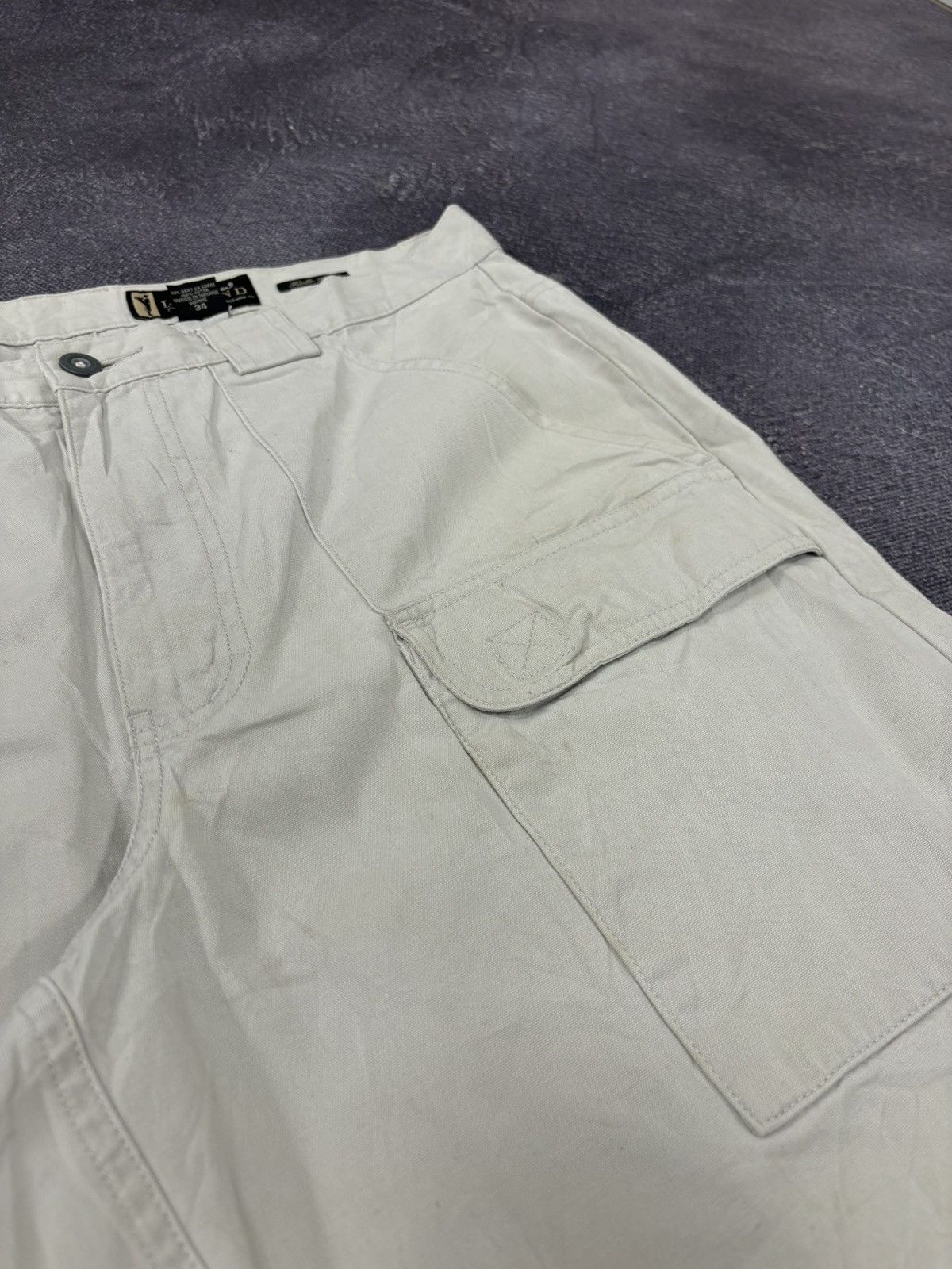 Eddie Bauer Vintage Eddie Bauer Legend Beige Utility Field Cargo Shorts Size US 34 / EU 50 - 5 Thumbnail