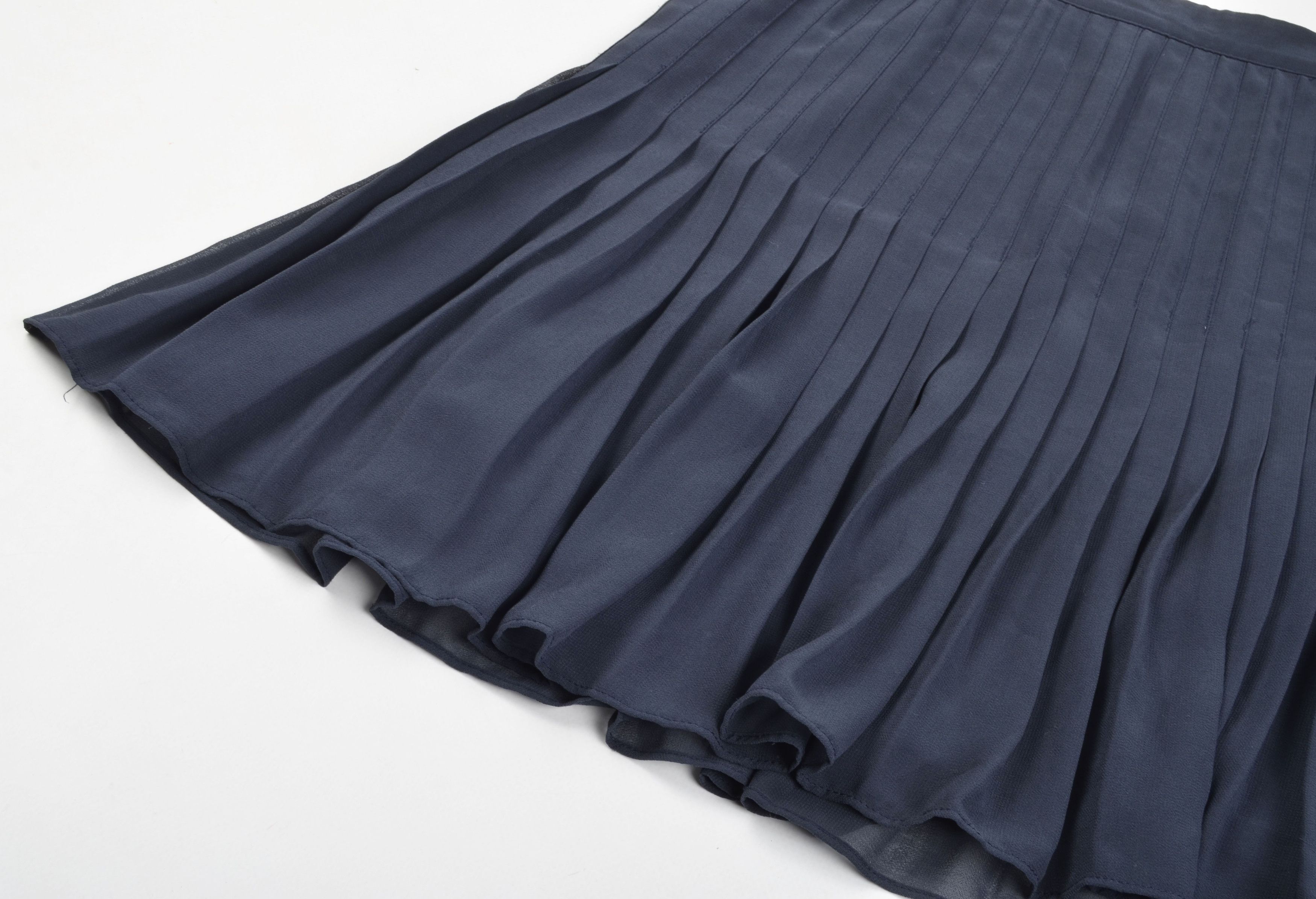 Armani Exchange Armani Exchange Y2K Pleated Coquette Mesh Mini Skirt Size 28" / US 6 / IT 42 - 5 Thumbnail