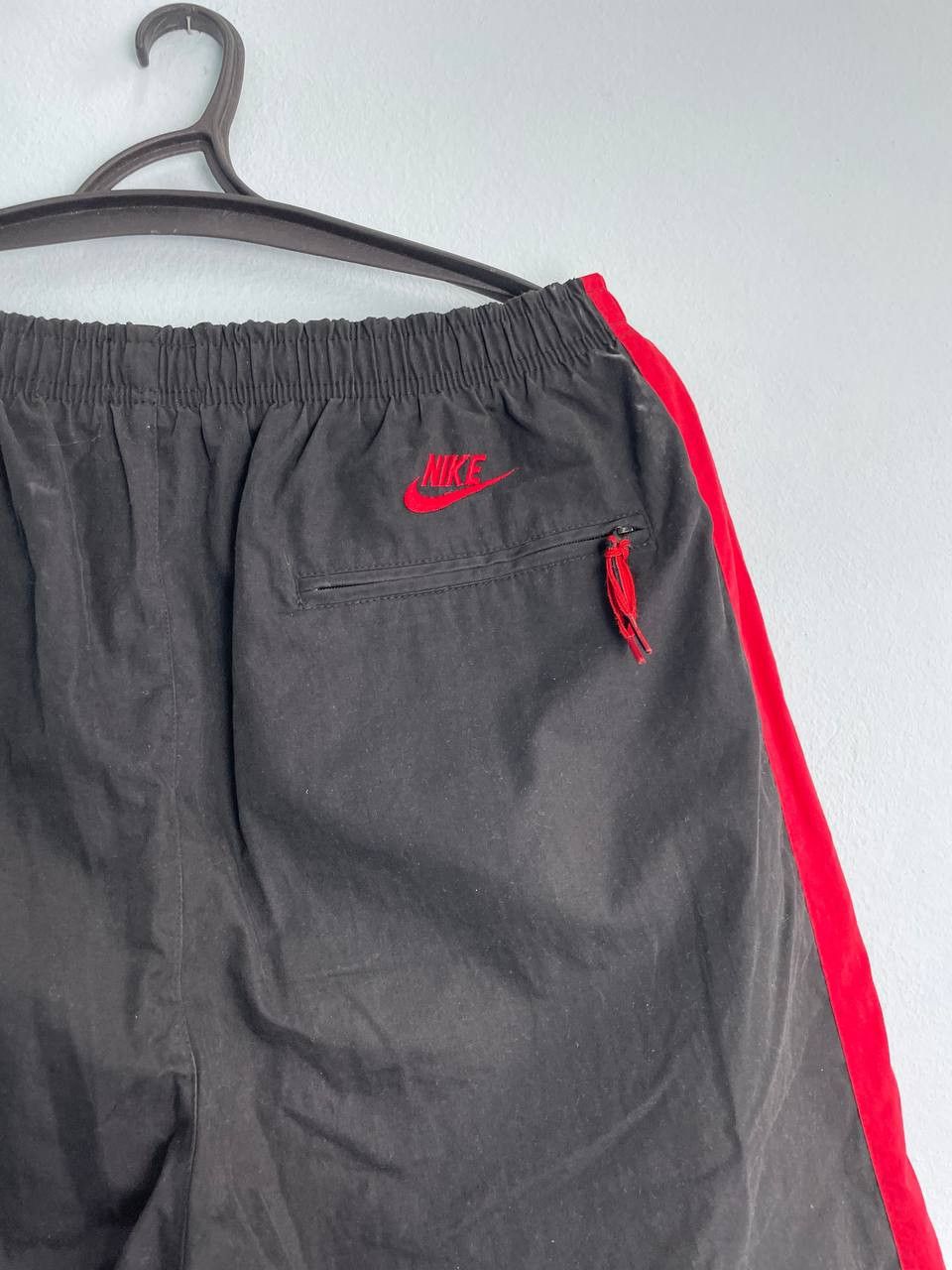 Jordan Brand × Nike 90s Vintage Nike Jordan Rare Tracksuit Pants Black / Red Size US 32 / EU 48 - 3 Thumbnail