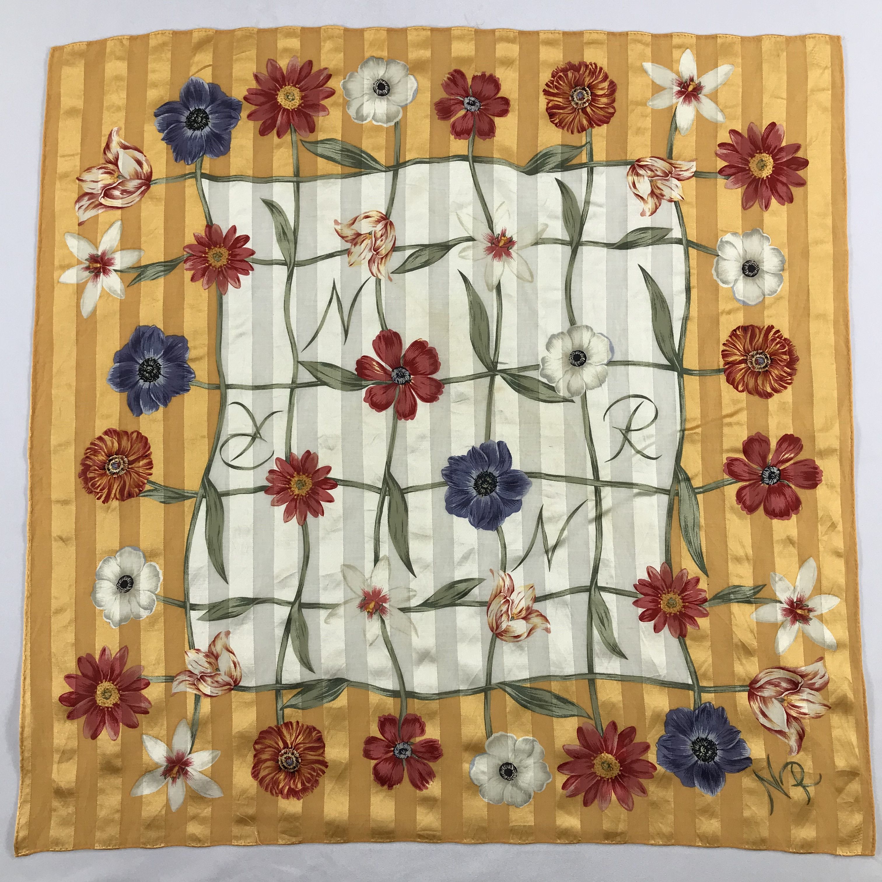 Nina Ricci × Vintage Nina Ricci Bandana / Handkerchief / Neckerchief - S1966 Size ONE SIZE - 1 Thumbnail