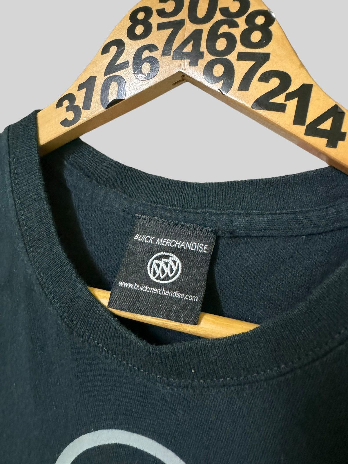 Vintage RARE‼️ BUICK MERCHANDISE OFFICIALS GENERAL MOTORS TEE Size US S / EU 44-46 / 1 - 7 Thumbnail