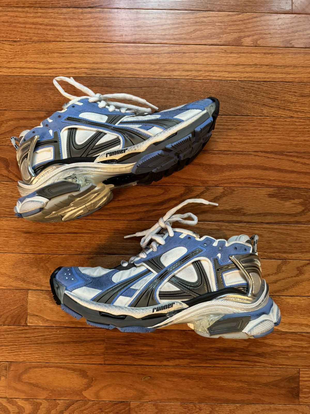 Balenciaga Runner