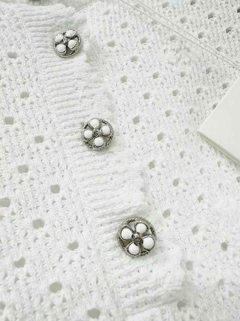 Chanel Chanel 24P crocheted floral hollow lace knitted short slee Size XS / US 0-2 / IT 36-38 - 4 Thumbnail