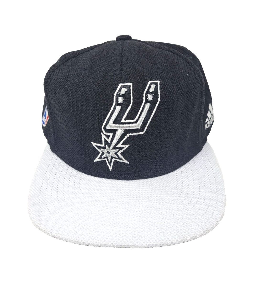 Adidas Adidas San Antonio Spurs NBA Snapback Cap 6-Panel Structured Size ONE SIZE - 1 Thumbnail
