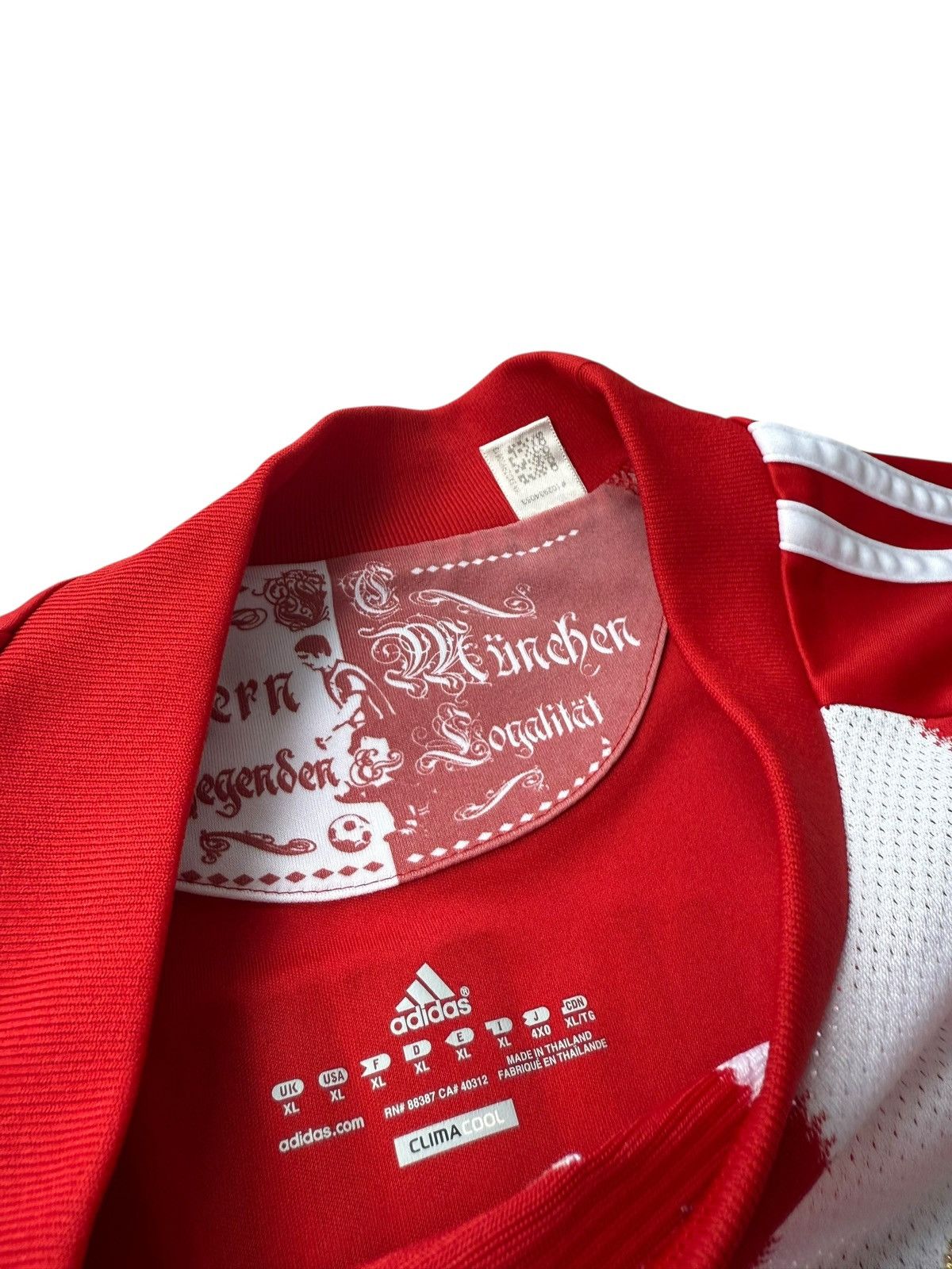 Adidas × Vintage Adidas 2010-11 Bayern Munich Jersey Munchen soccer Size US XL / EU 56 / 4 - 3 Thumbnail