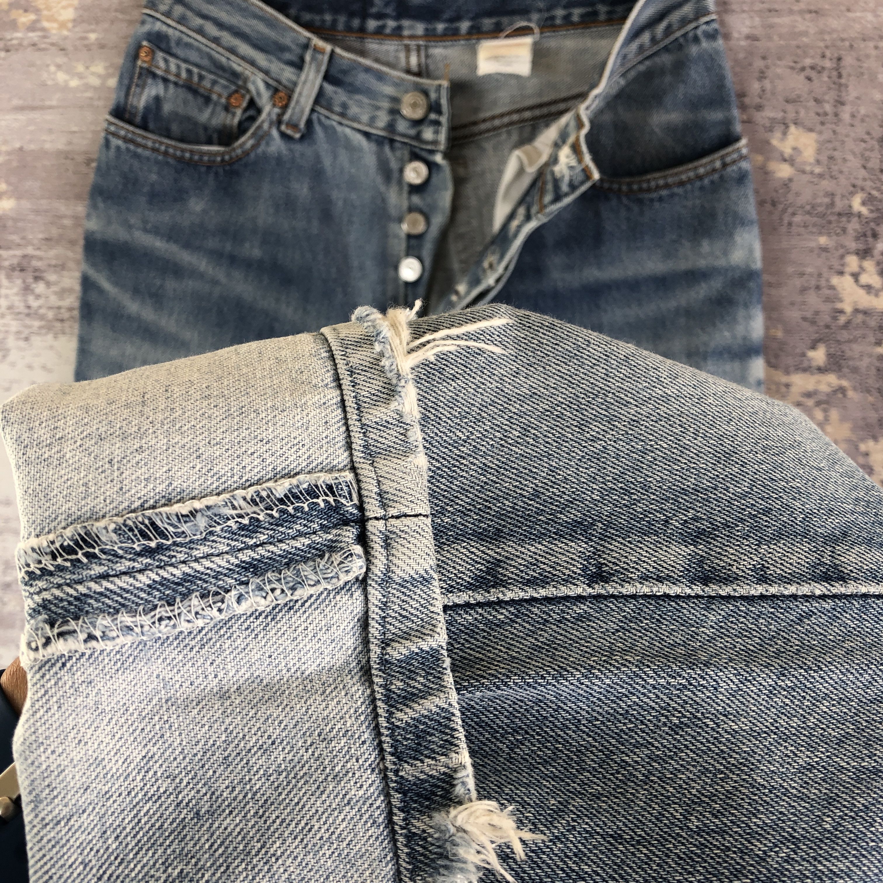 Levi's Vintage 90s Levis 501 Distressed Levi's Faded Denim Size 26" / US 2 / IT 38 - 8 Thumbnail