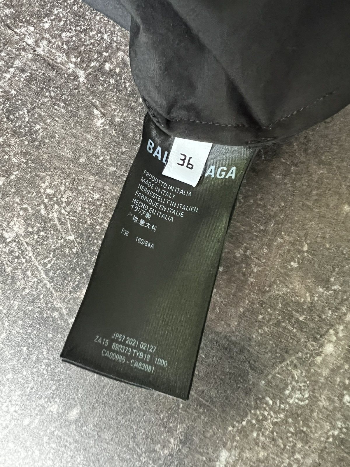 Balenciaga Balenciaga Limited Cities Shirt Size US S / EU 44-46 / 1 - 5 Thumbnail