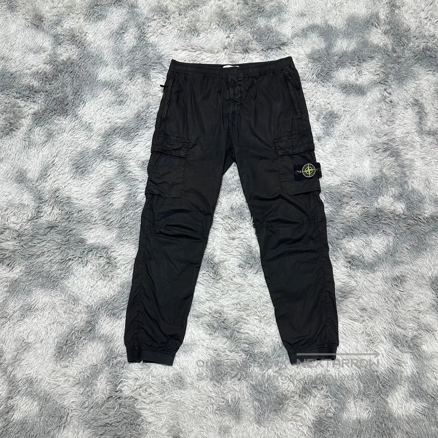 Stone Island stone island cargo pants in black W34. Size US 34 / EU 50 - 1 Thumbnail