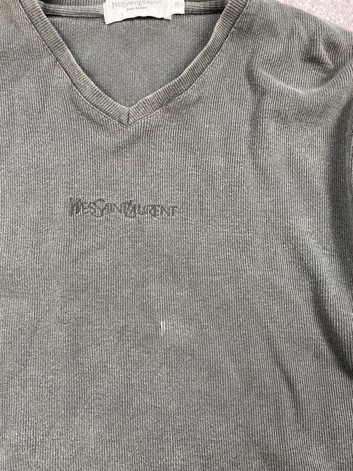 Vintage × Yves Saint Laurent Vintage Yves Saint Lauren centre logo V Neck YSL Faded Long Size US M / EU 48-50 / 2 - 5 Thumbnail