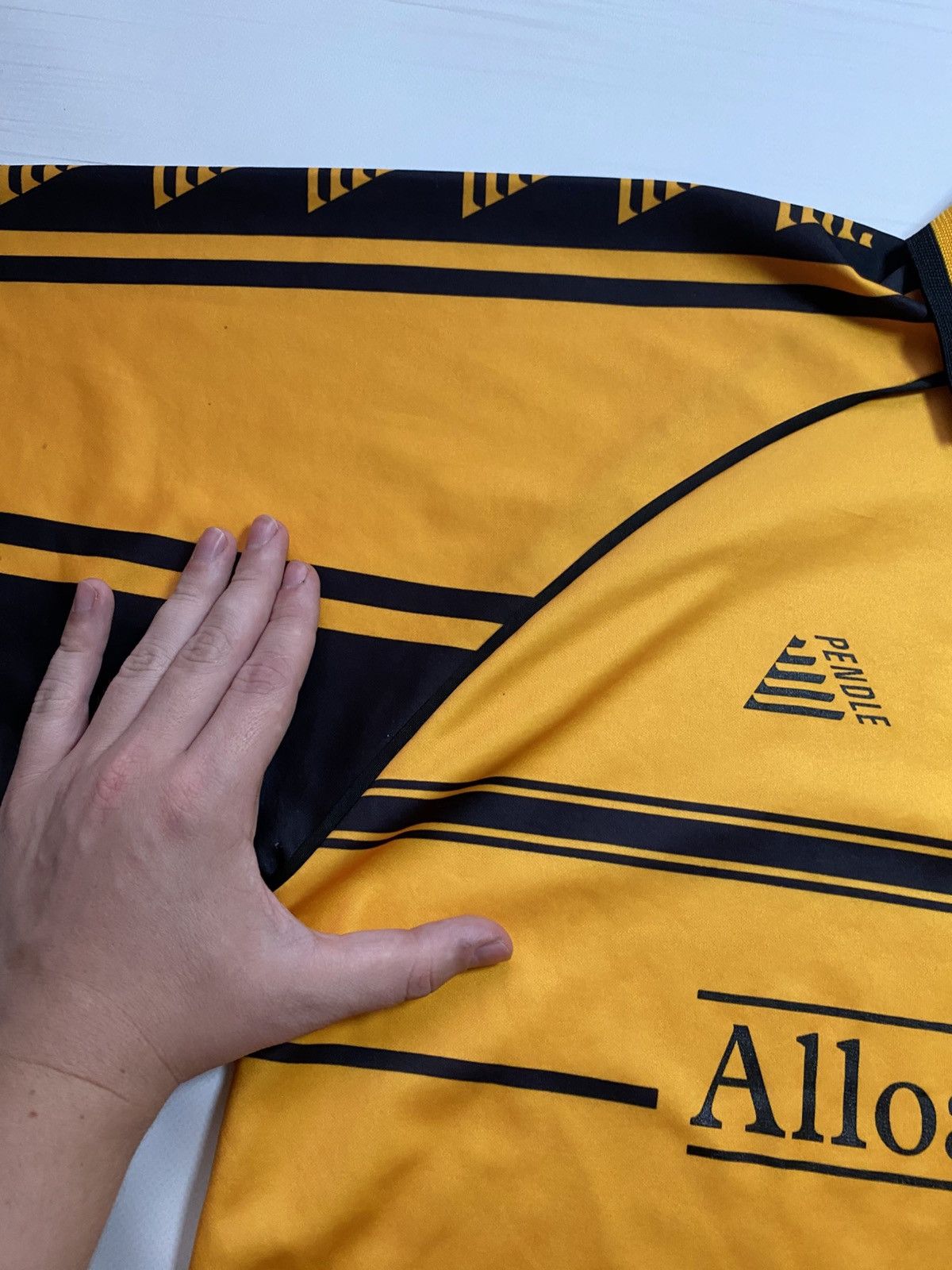 Vintage Vintage Alloa Athletic 2001/02 home soccer football jersey Size US XL / EU 56 / 4 - 13 Thumbnail