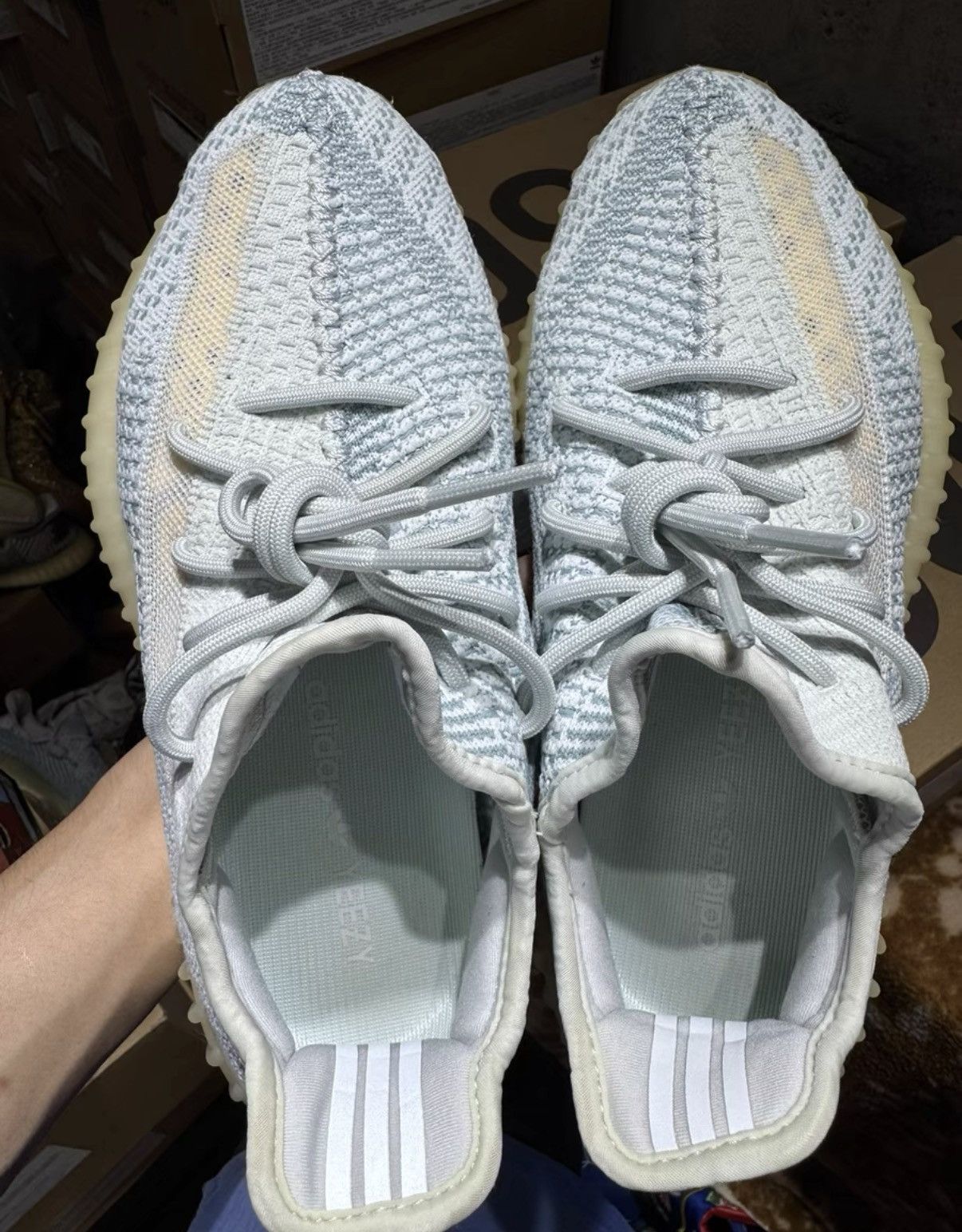 Adidas adidas Yeezy 350 Cloud White K37 Size US 8 / EU 41 - 9 Thumbnail