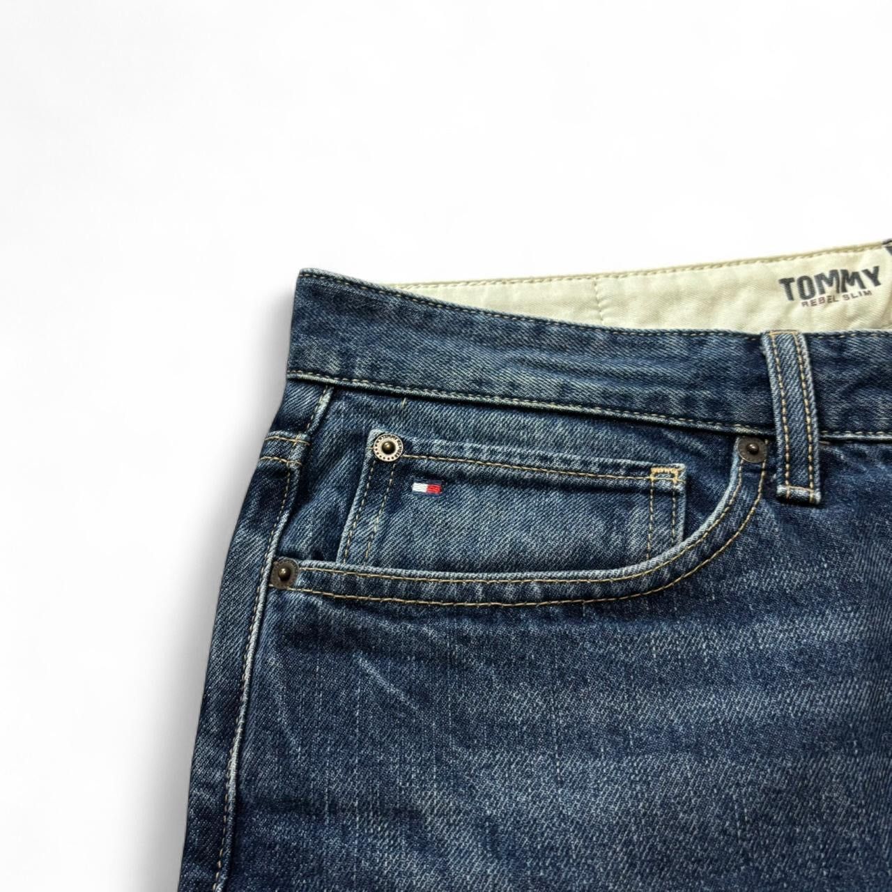 Tommy Hilfiger Vintage Tommy Hilfiger Faded Blue Straight Leg Denim Jeans Size US 34 / EU 50 - 4 Thumbnail