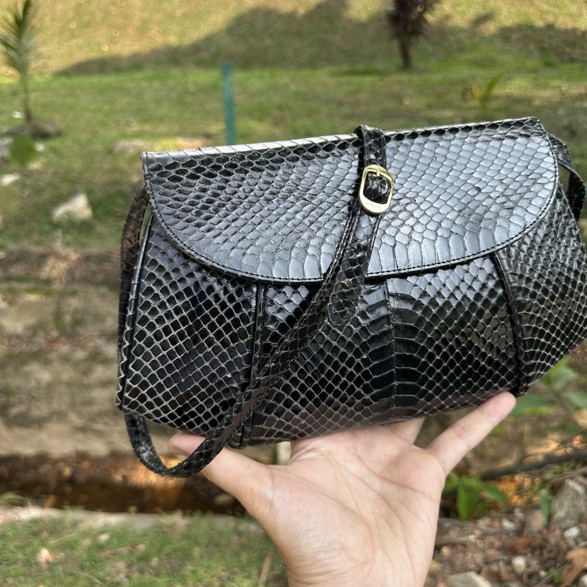 Salvatore Ferragamo Salvatore Ferragamo Vintage Snakeskin Shoulder Bag Size ONE SIZE - 4 Thumbnail