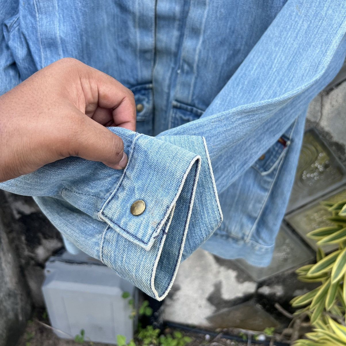 Lee “VINTAGE” 90s LEE LIGHT WASH DENIM ZIP-UP FIELD JACKET Size US L / EU 52-54 / 3 - 15 Thumbnail