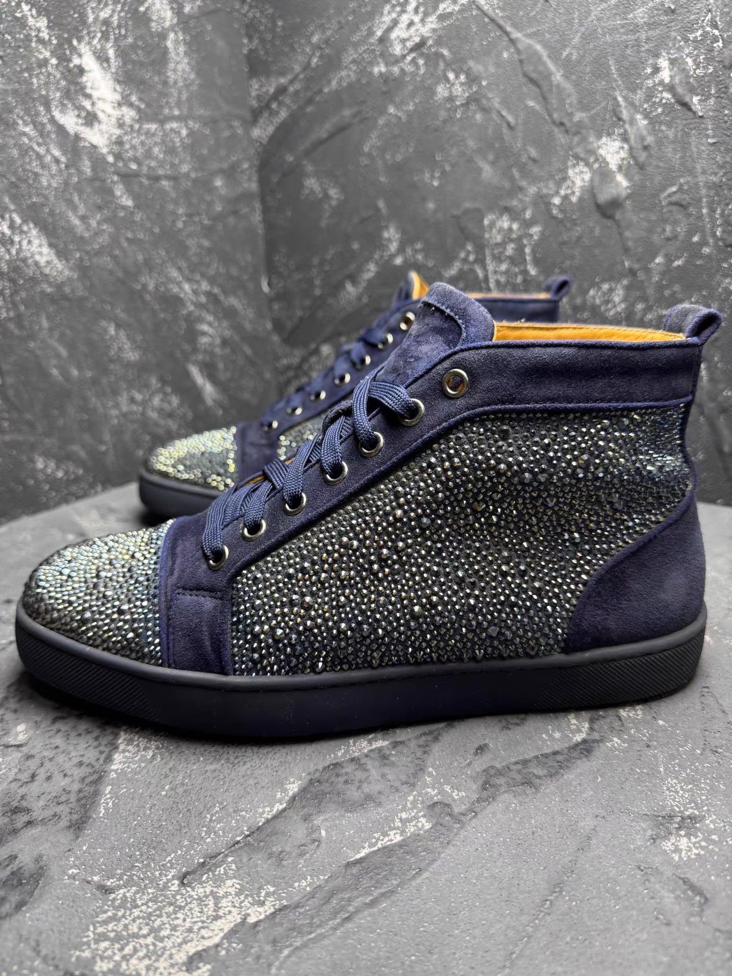 Christian Louboutin Christian Louboutin Blue Fully Crystallized Sneakers Q10 Size US 8.5 / EU 41-42 - 1 Thumbnail