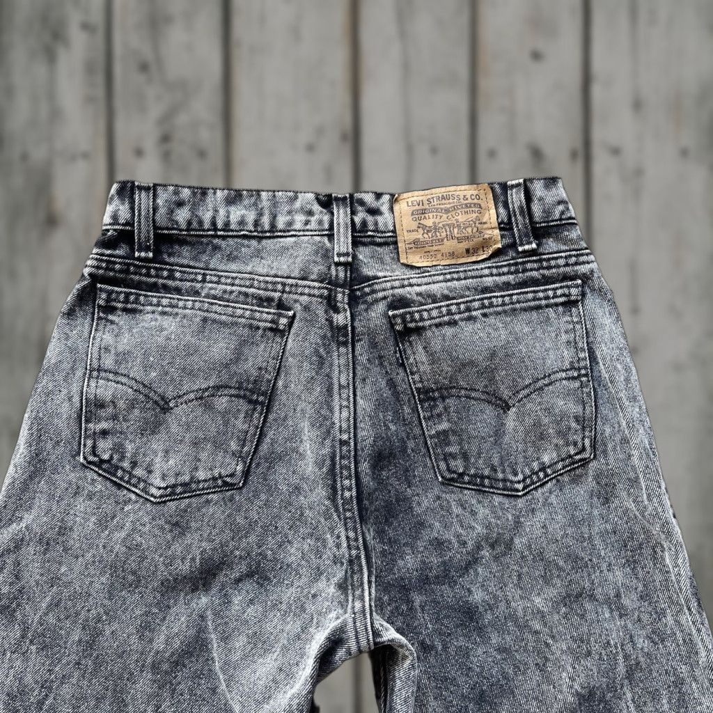 Levi's VINTAGE Levi's 550 Jeans Mens Straight Denim 31x30 Black 90s Western Relaxed Fit Men’s Jeans Size US 31 - 1 Thumbnail