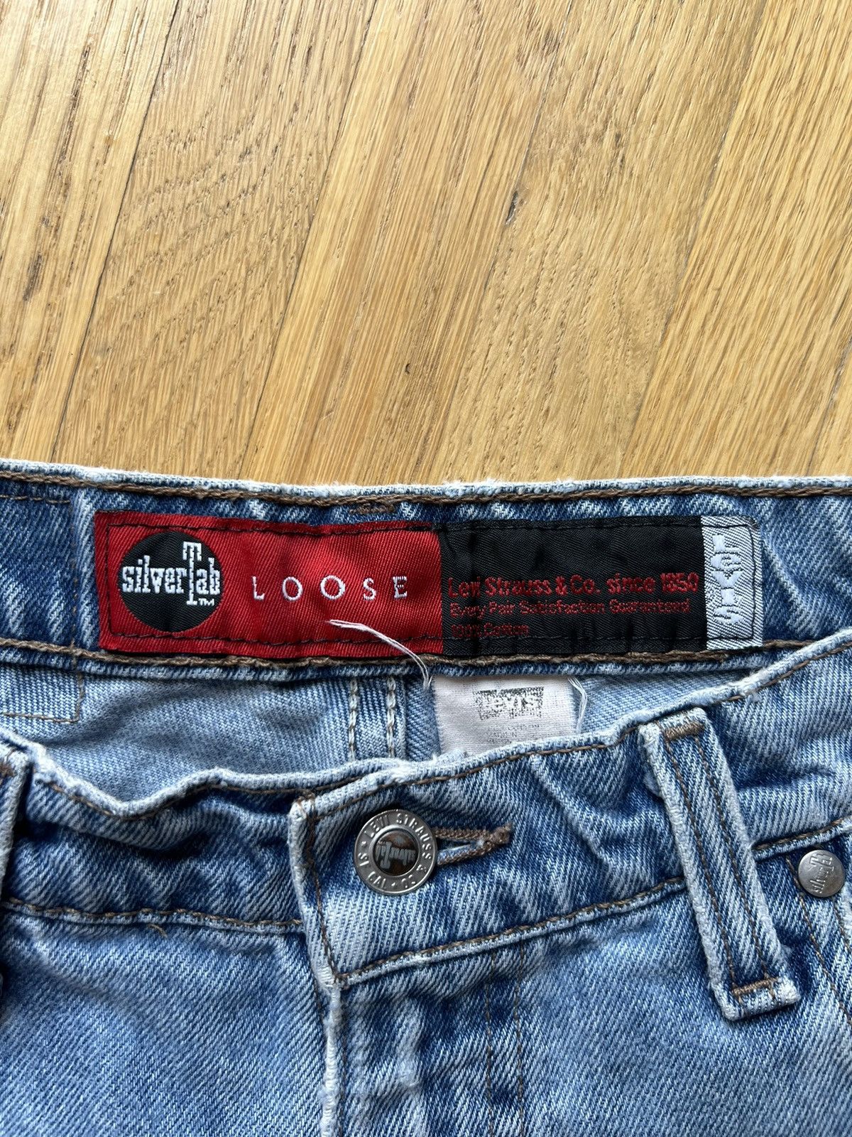 Levi's Vintage Levi’s Silver Tab Denim Light Blue Size US 33 - 4 Thumbnail