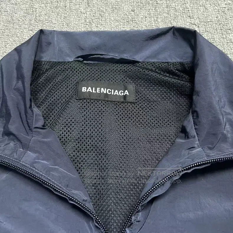 Balenciaga Balenciaga Deep Blue Mastercard Logo Collar Windbreaker Ja Size US S / EU 44-46 / 1 - 3 Thumbnail