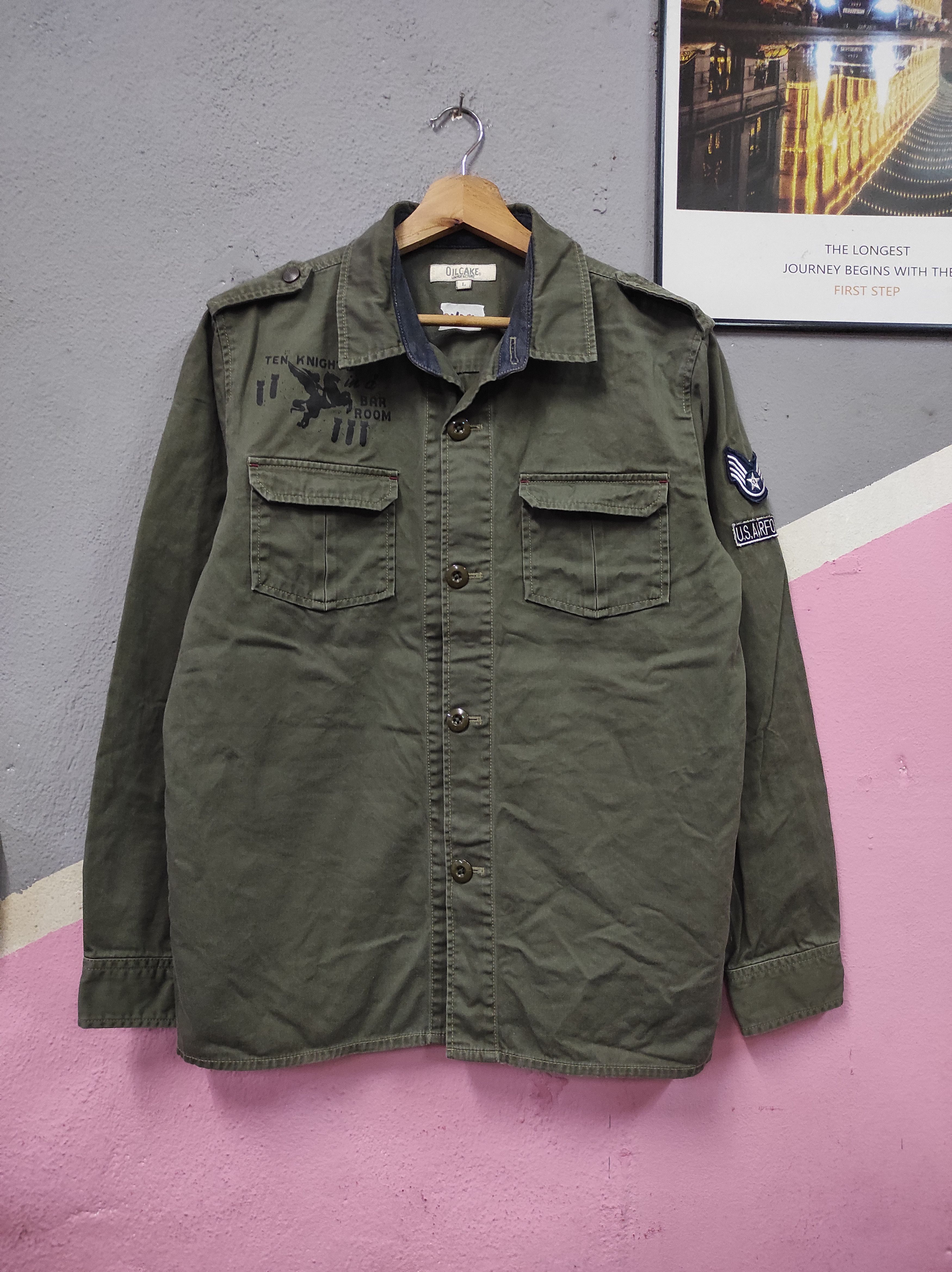 Japanese Brand OILCAKE US AIRFORCE TEN KNIGHT IN A BAR ROOM MILITARY SHIRT Size US L / EU 52-54 / 3 - 1 Thumbnail