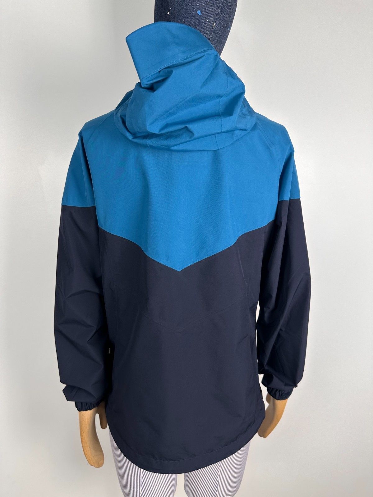 Outdoor Research Outdoor Research Foray Gore-Tex Jacket Waterproof Blue Sz L Size L / US 10 / IT 46 - 7 Thumbnail