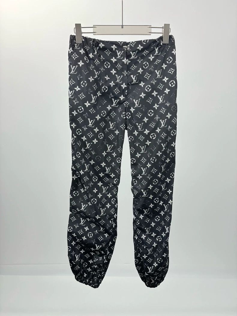 Louis Vuitton Louis Vuitton Full LOGO trousers with presbyopia pants Size US 36 / EU 52 - 1 Thumbnail
