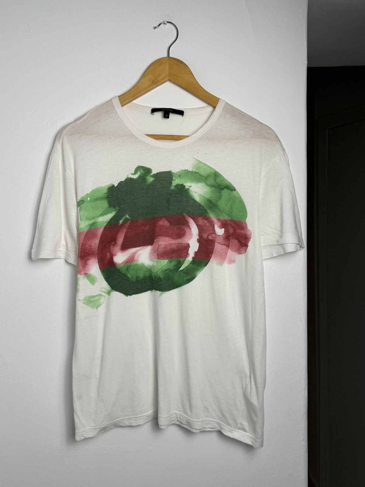 Gucci Gucci T-Shirt Luxury Brand Big Center Logo Y2K Size S / US 4 / IT 40 - 1 Thumbnail