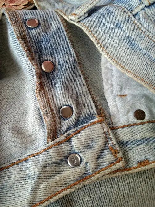 Levi's Vintage Levi's 501 Rusty Wash Distressed Jeans 33x29 Size US 33 - 7 Thumbnail