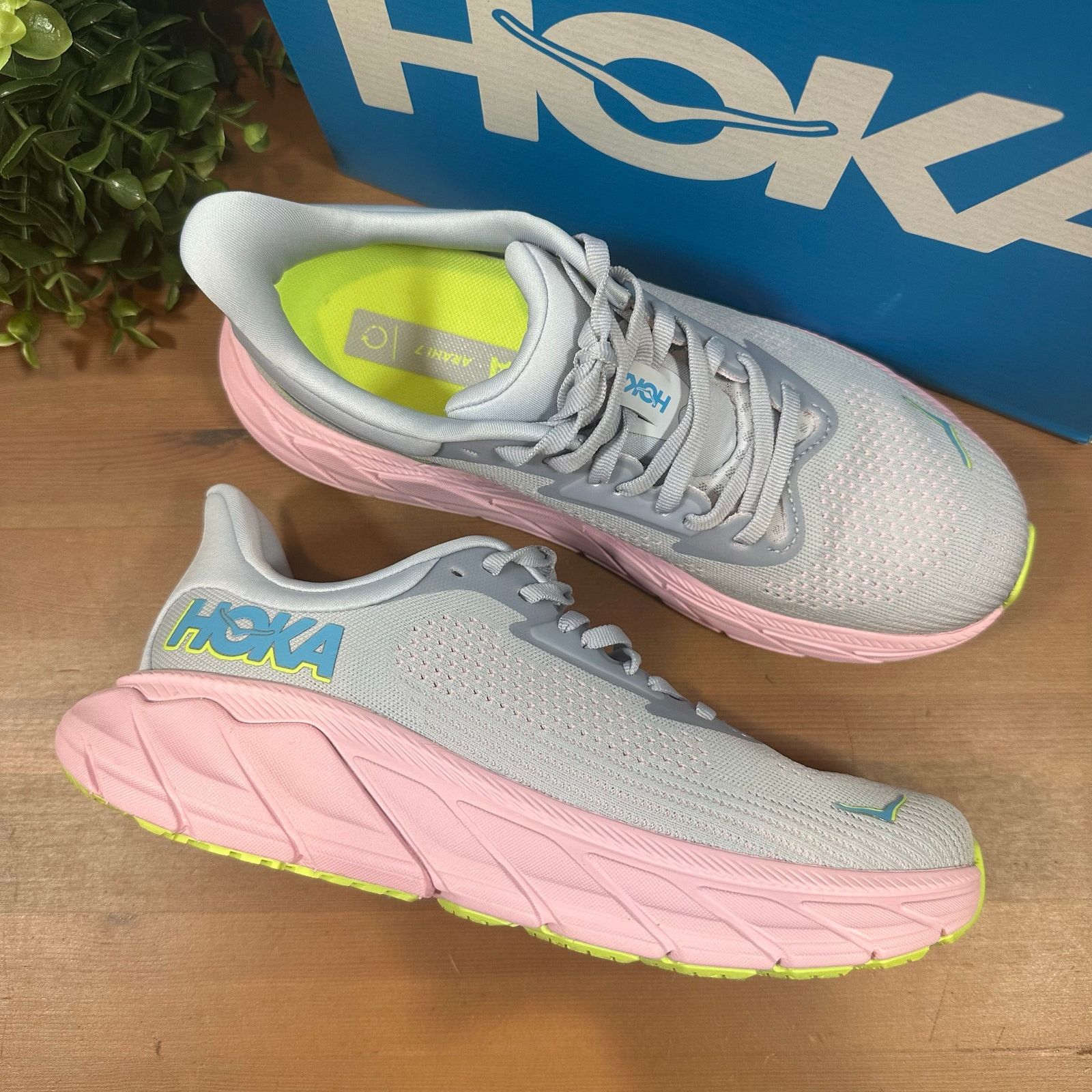 Hoka Women's Arahi 7 Running Shoes Size 7 in Grey