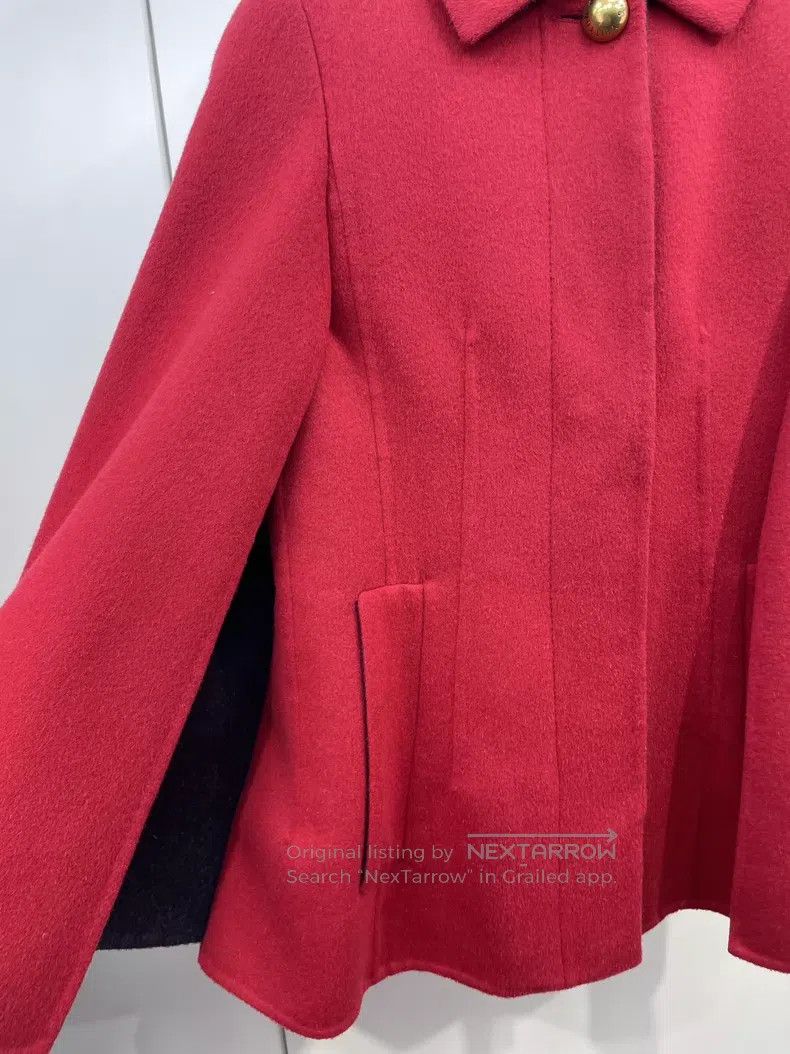 Louis Vuitton Louis Vuitton Red gold button wool Cape jacket Size XS / US 0-2 / IT 36-38 - 6 Thumbnail
