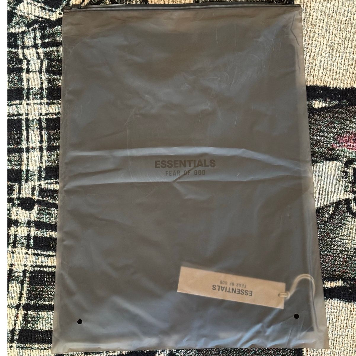 Fear of God Fear Of God Essentials S/S tee black sz S Size US S / EU 44-46 / 1 - 2 Thumbnail