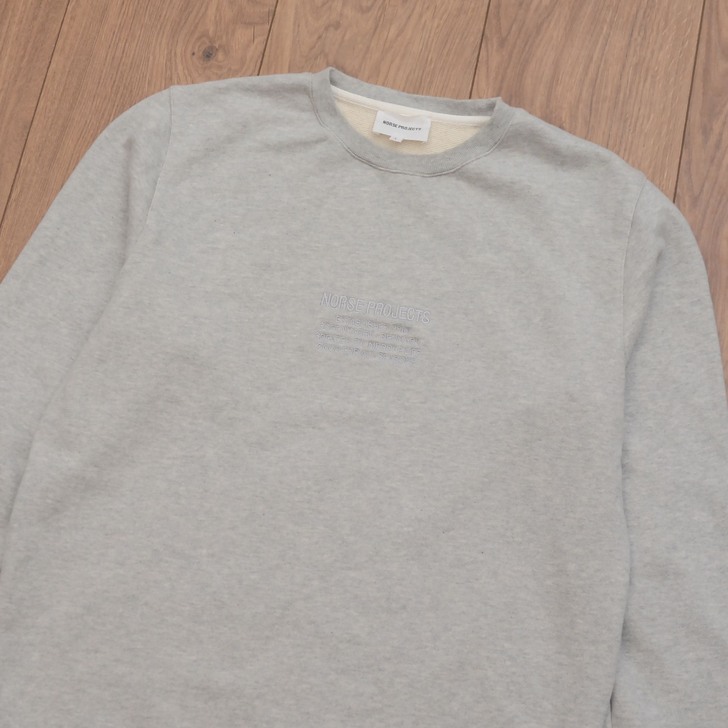 Norse Projects Norse Projects VAGN LOGO CREW Long Sweatshirt Sz L Big Logo Size US L / EU 52-54 / 3 - 3 Thumbnail