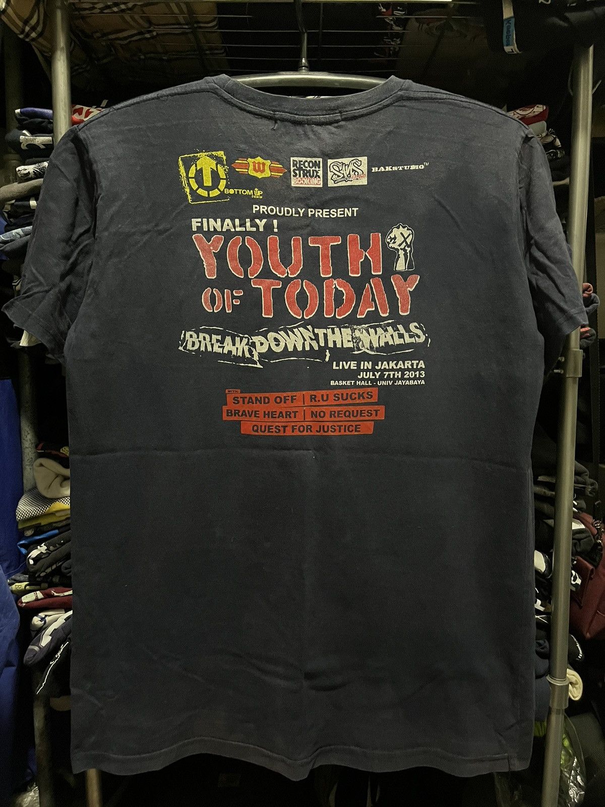 Band Tees Youth Of Today Break Down The Walls Tour Tee 2013s Size US L / EU 52-54 / 3 - 2 Thumbnail