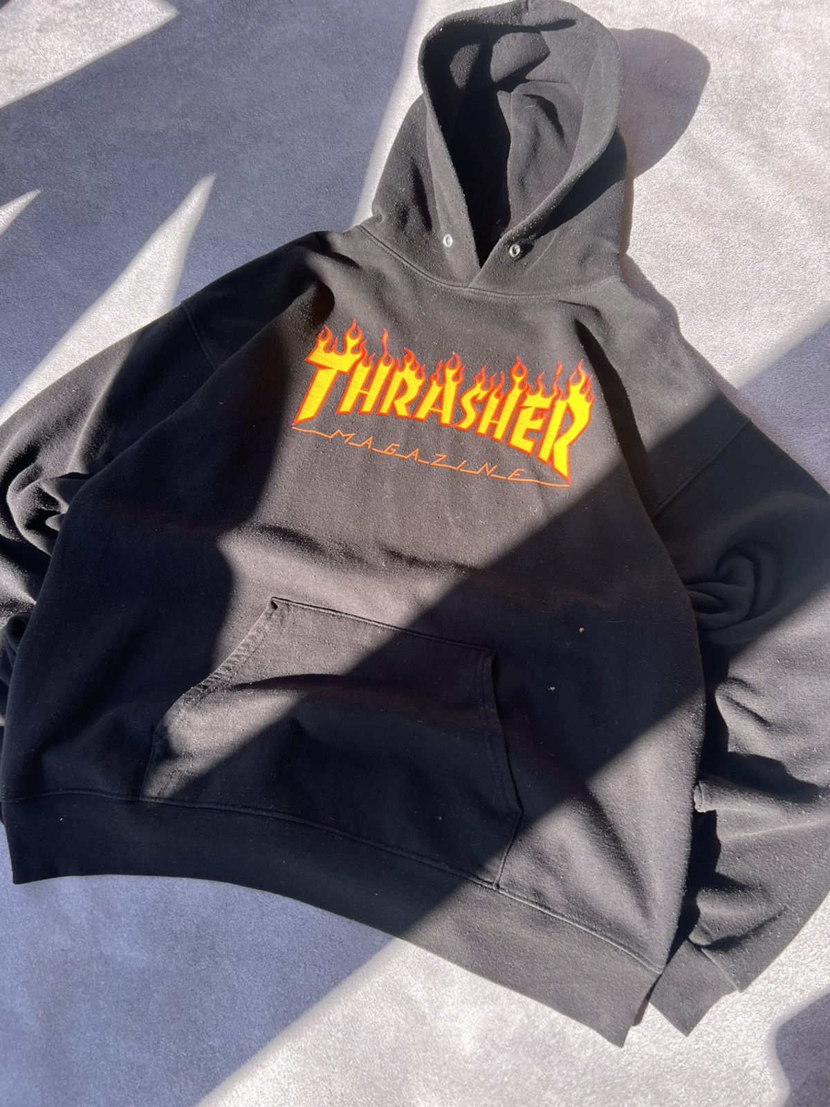 Thrasher Vintage Thrasher Hoodie Black Logo White Retro Y2K Drill Size US M / EU 48-50 / 2 - 3 Thumbnail