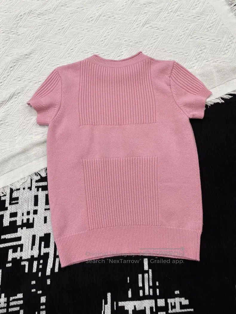 Hermes Hermes Pink cashmere knit short sleeve top Size XS / US 0-2 / IT 36-38 - 2 Thumbnail