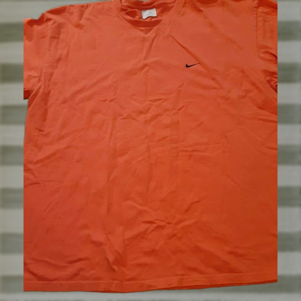 Nike VINTAGE Nike T-Shirt XXL Orange 90s Men Short Sleeve Regular 2XL Pit to Pit 25in 28in Long Womens? Size US XXL / EU 58 / 5 - 1 Thumbnail