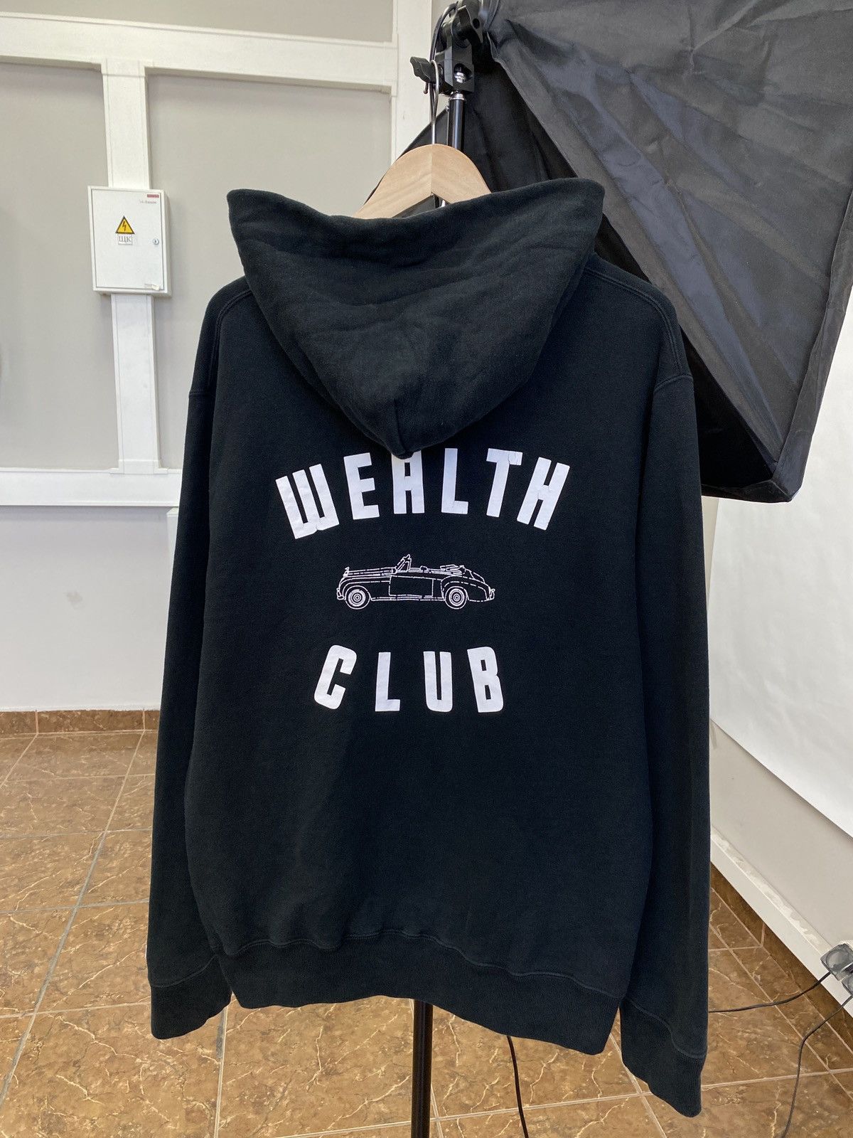 Billionaire Boys Club 💸 Vintage Y2K Billionaire Boys Club Hoodie BBC Wealth Club Size US XL / EU 56 / 4 - 1 Thumbnail
