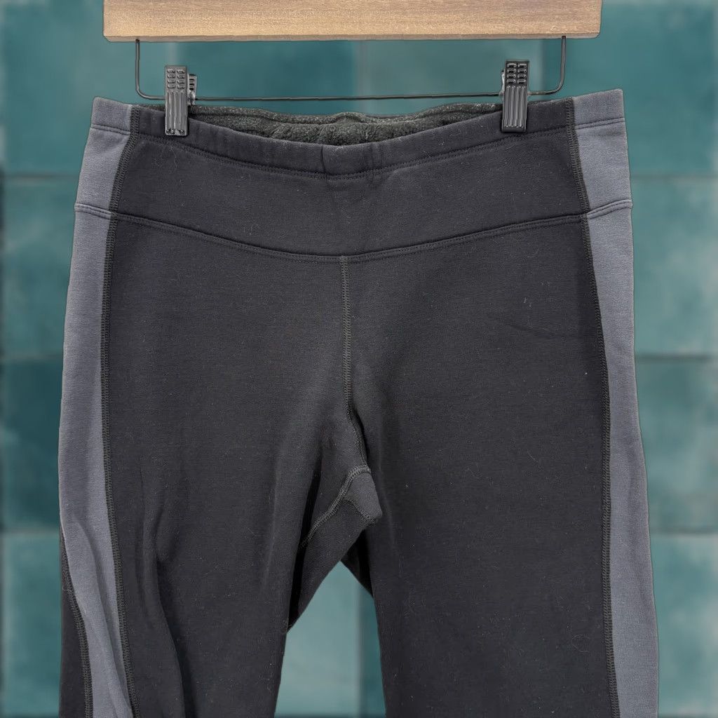 Athleta Athleta Leggings Womens L Black Colorblock Thermal Ankle Fleece Lined Zip Pocket Size 36" / US 14 / IT 50 - 1 Thumbnail