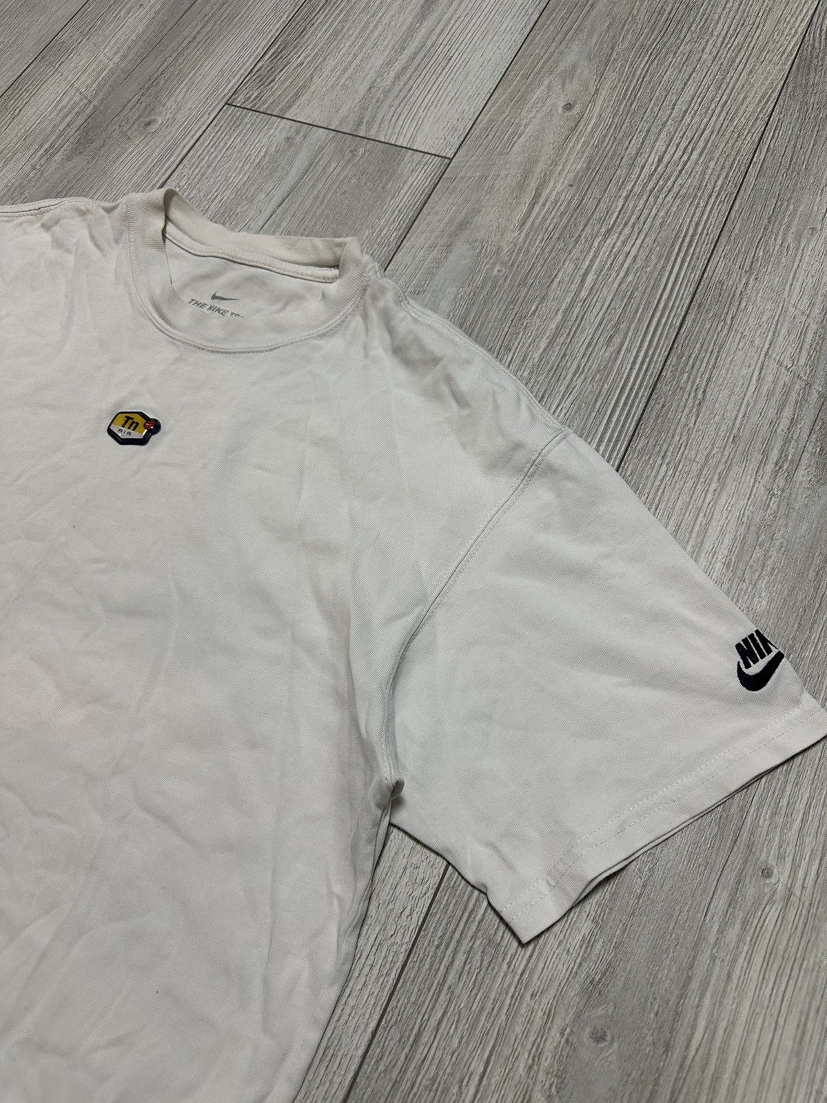 Nike Nike Tn Plus Air Max Y2K Size M Tee T-shirt Size US M / EU 48-50 / 2 - 2 Thumbnail