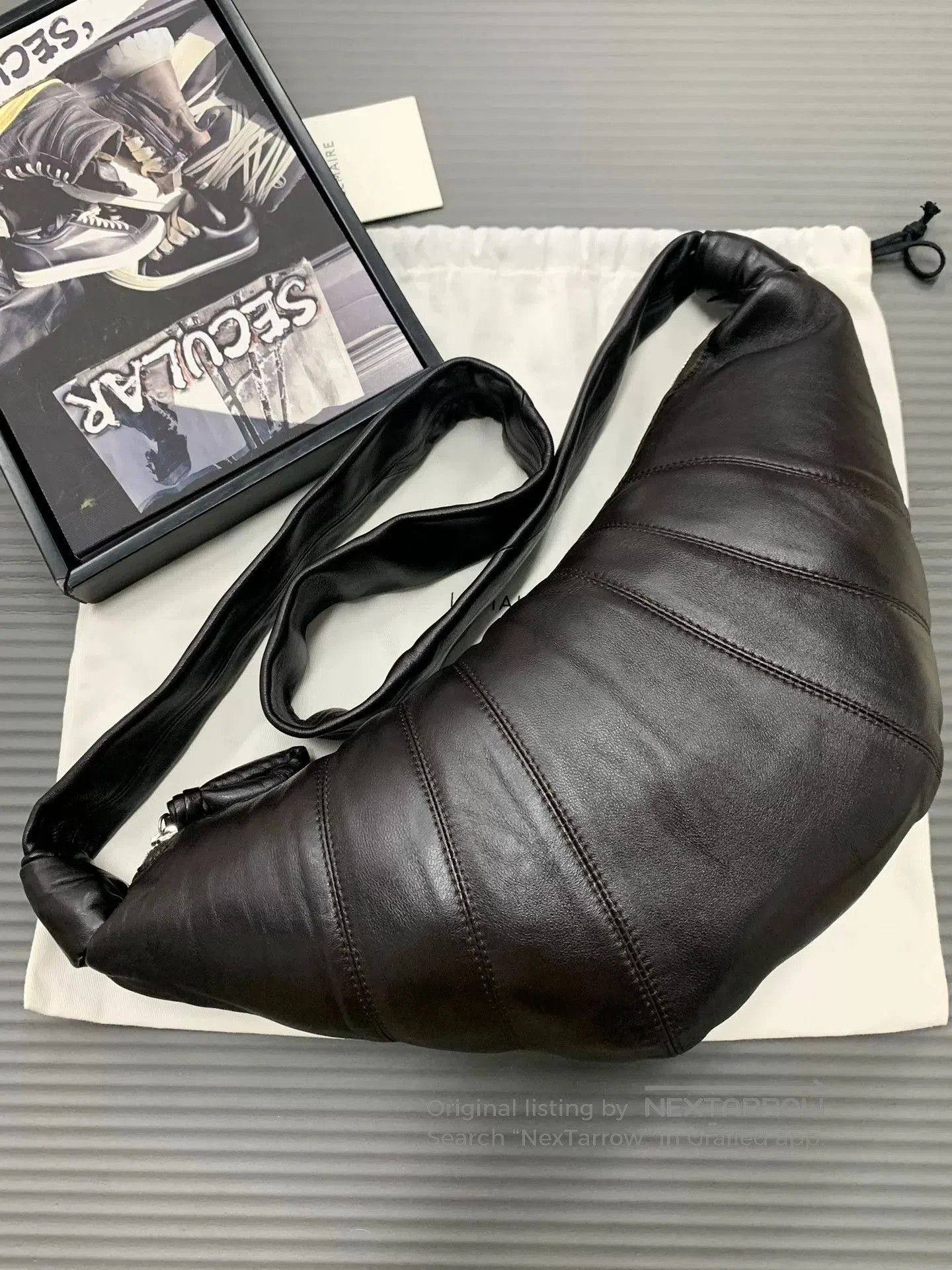 Lemaire Lemaire Medium Sheepskin Croissant Bag. Size ONE SIZE - 3 Thumbnail