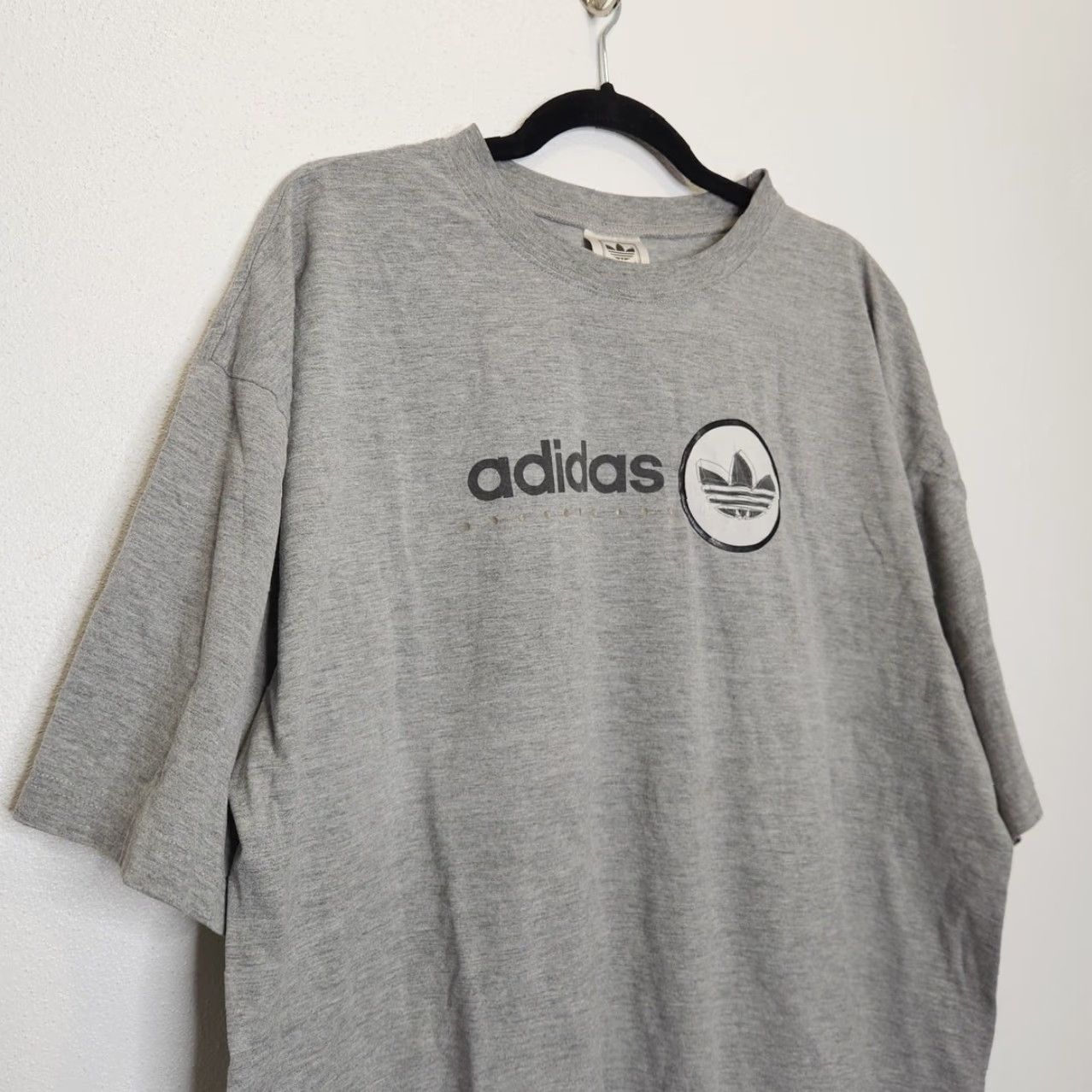 Adidas VINTAGE Adidas Shirt XL Gr ay Oversized 90s Logo VTG Size US XL / EU 56 / 4 - 2 Thumbnail