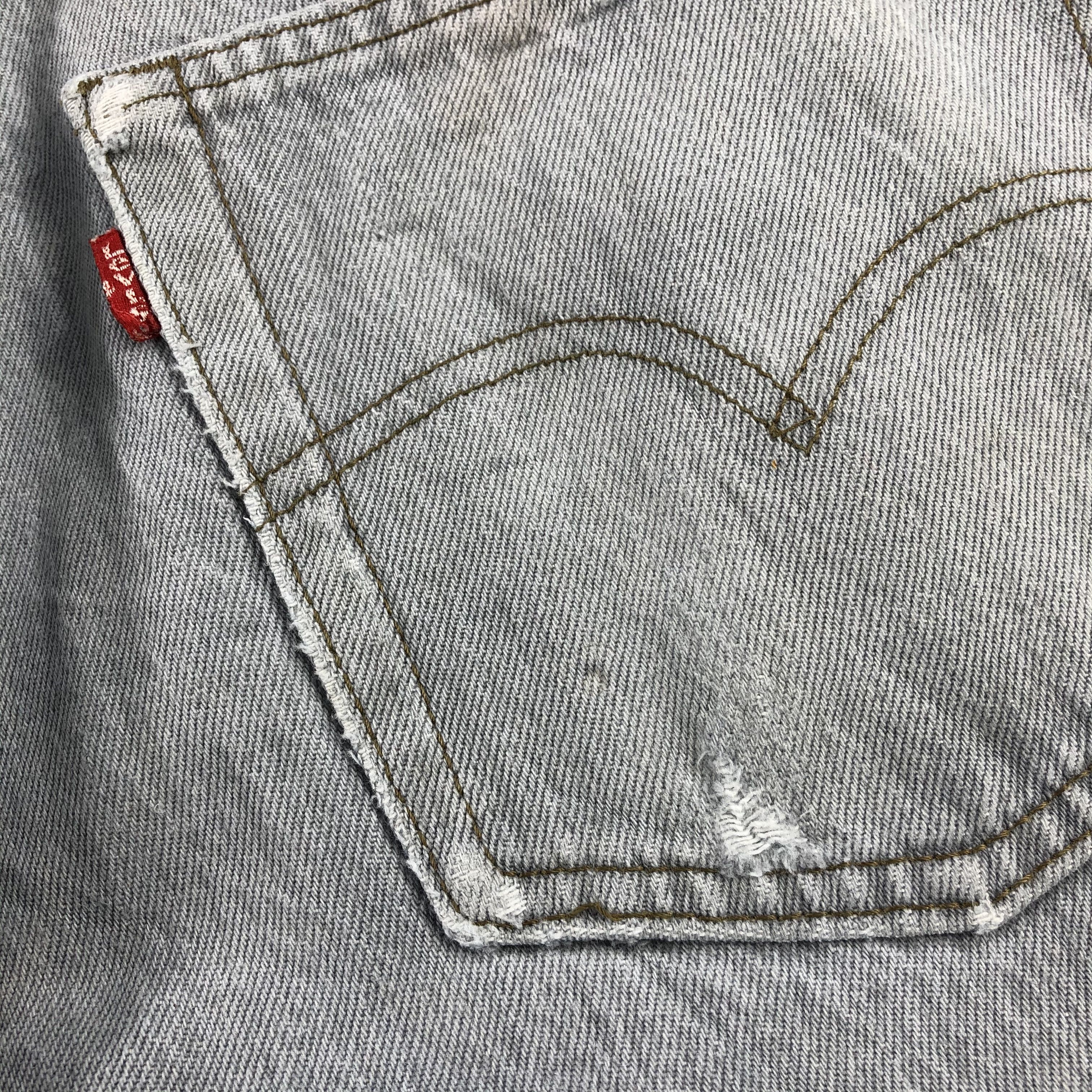 Levi's × Vintage Vintage 90s Ash Gray Levis 501 Jeans-JM2181 Size US 34 / EU 50 - 8 Thumbnail