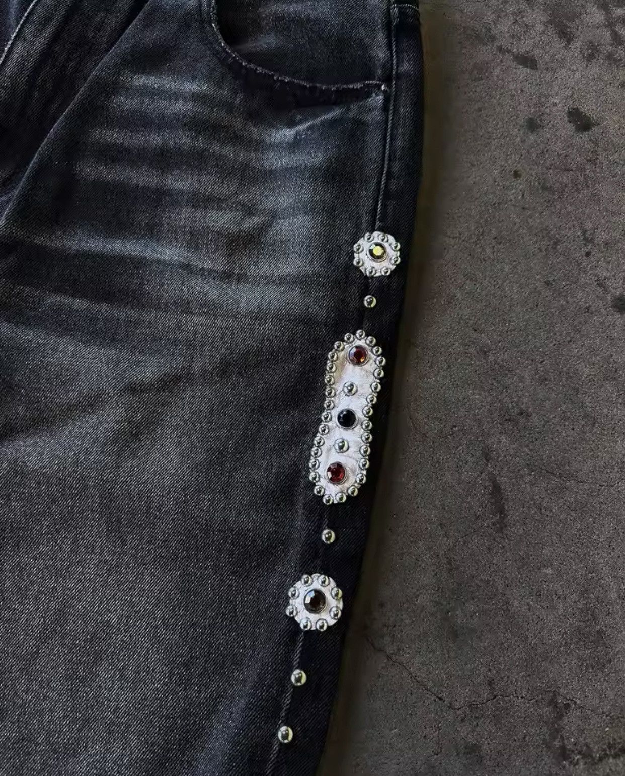 Vintage Vintage Rhinestone Embellished Black Jeans Size US 34 / EU 50 - 4 Thumbnail
