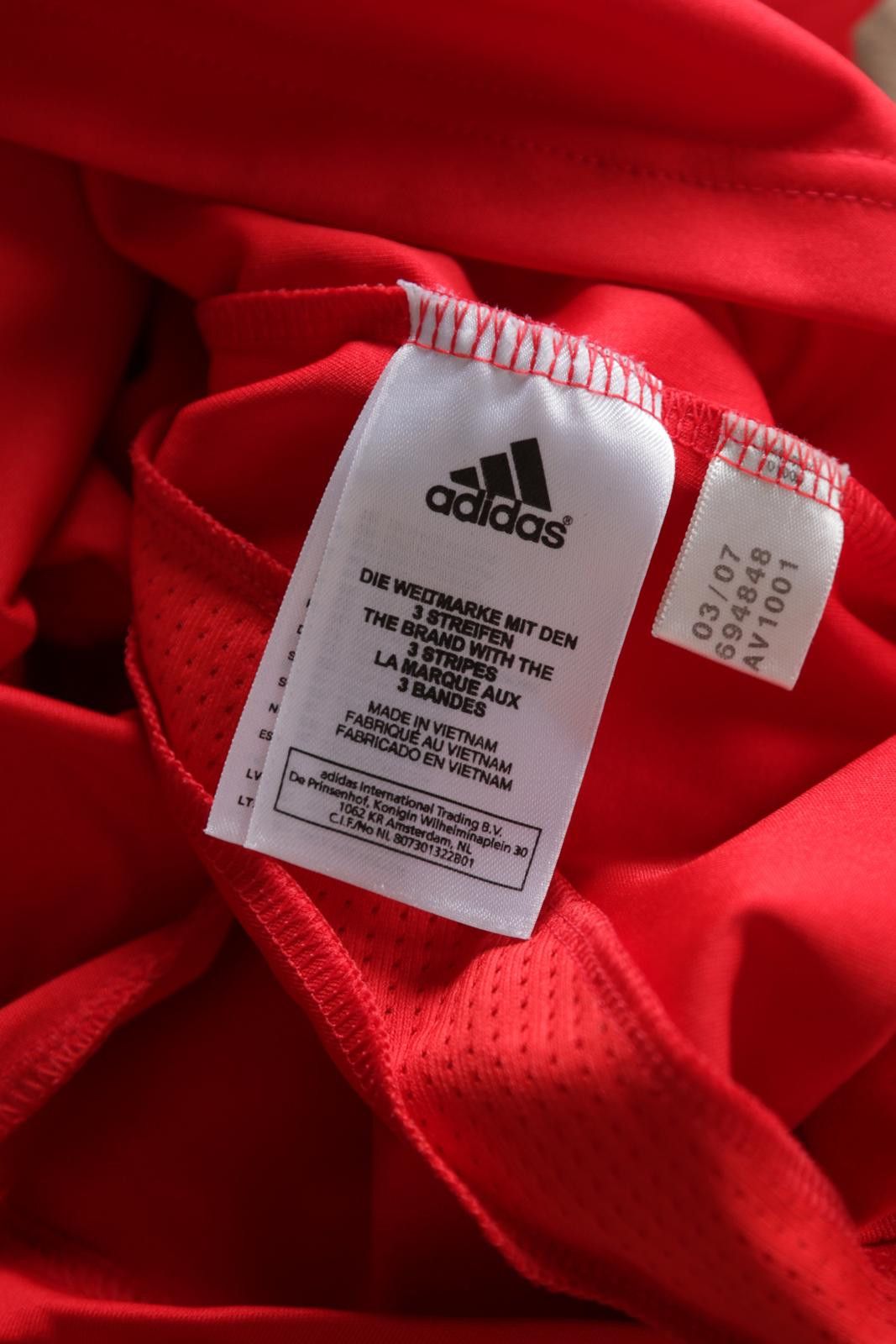 Adidas 06' Adidas SL Benfica Home Soccer Jersey Size US M / EU 48-50 / 2 - 7 Thumbnail