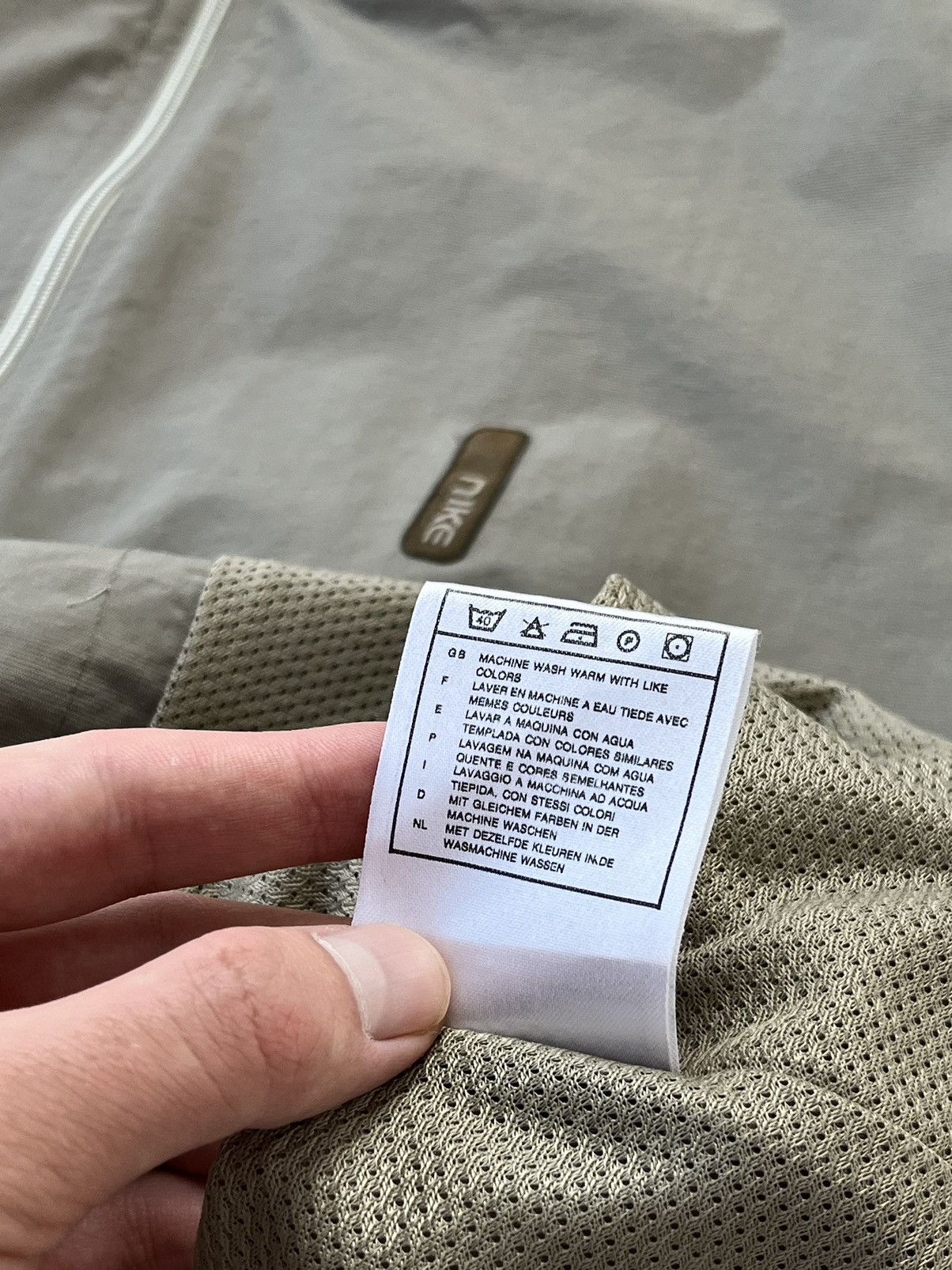 Nike Nike Vintage Nylon Track Jacket Y2K Streetwear 90s Drill Size US L / EU 52-54 / 3 - 21 Thumbnail
