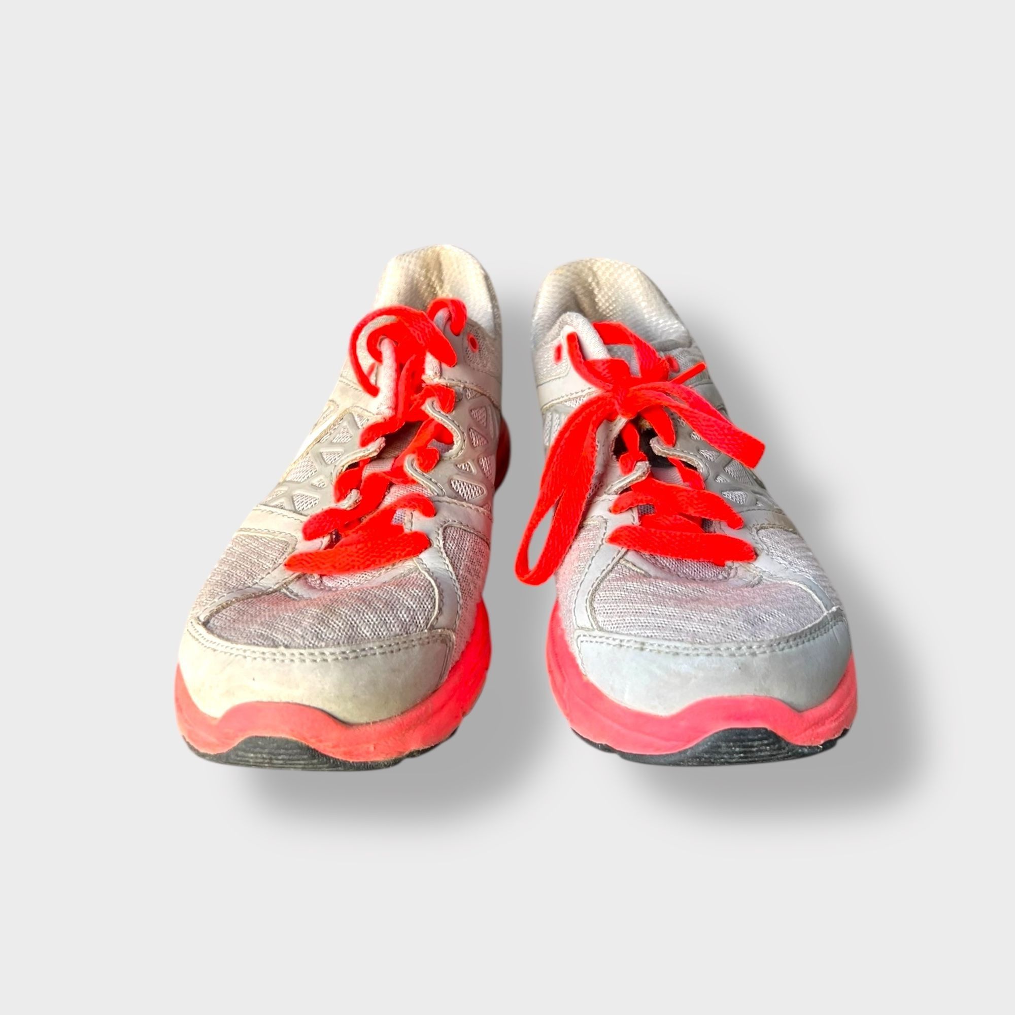 Nike Nike Womens Running Shoes Size 7 White & Red Lightweight Bre Size US 7 / IT 37 - 2 Thumbnail