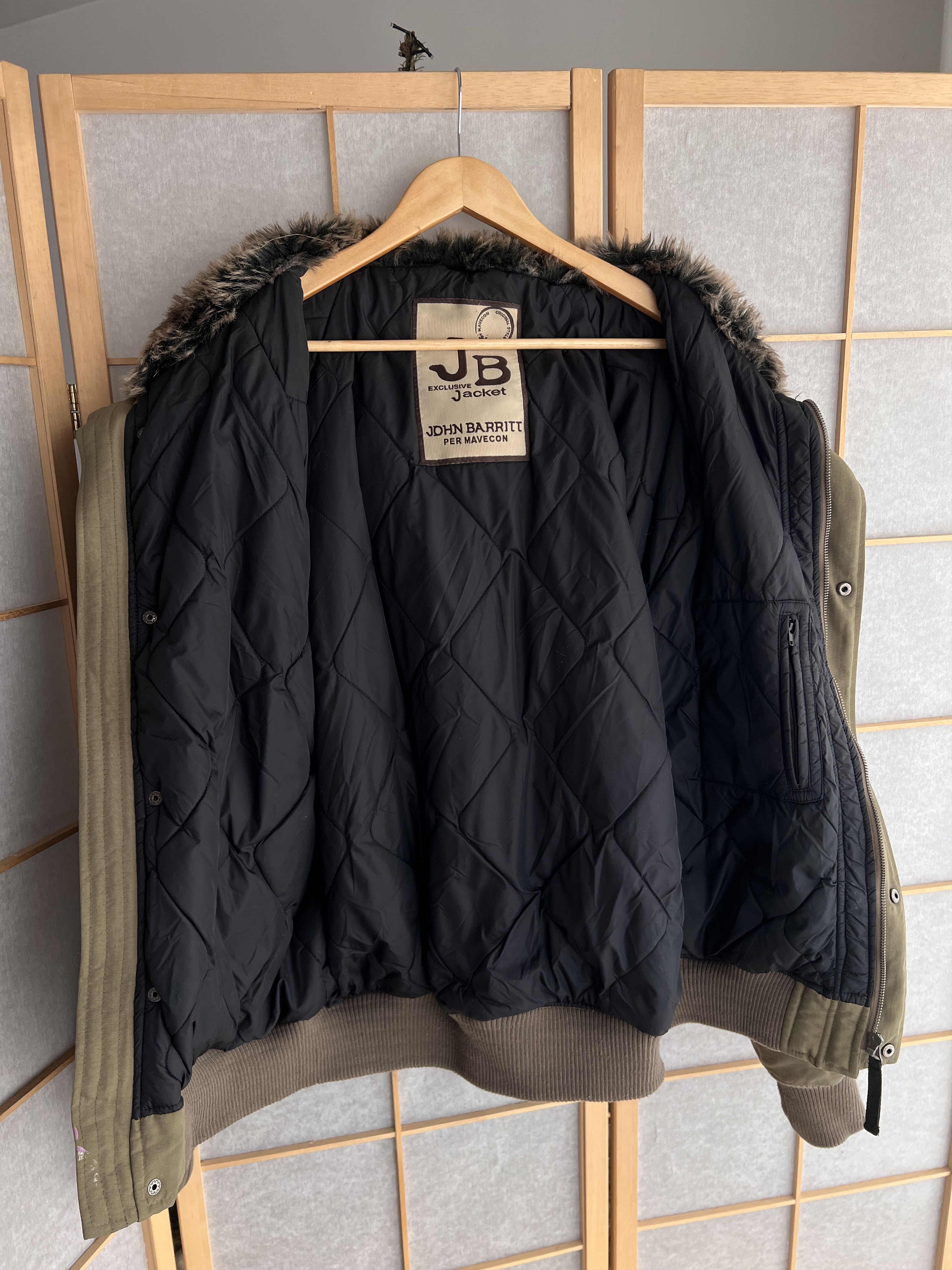 Le Grande Bleu (L.G.B.) Avant garde vintage faux fur hood bomber jacket y2k cropped Size US L / EU 52-54 / 3 - 23 Thumbnail