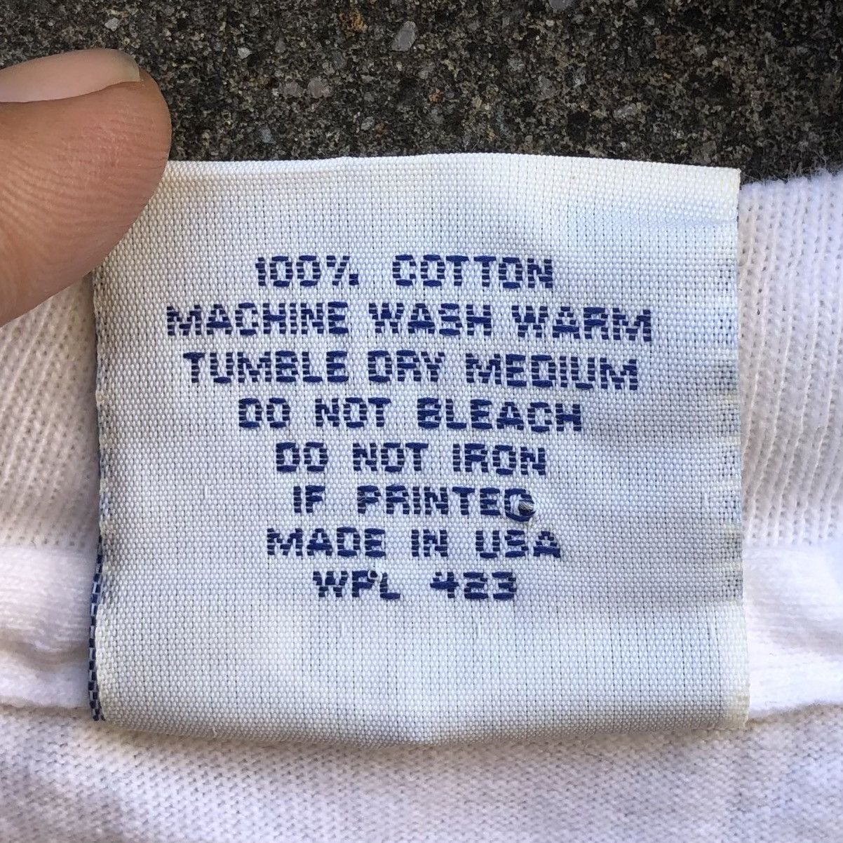 Levi's VTG 90s Levi's Corporate Print Short Sleeve T-shirt USA 🇺🇸 Size US L / EU 52-54 / 3 - 10 Thumbnail